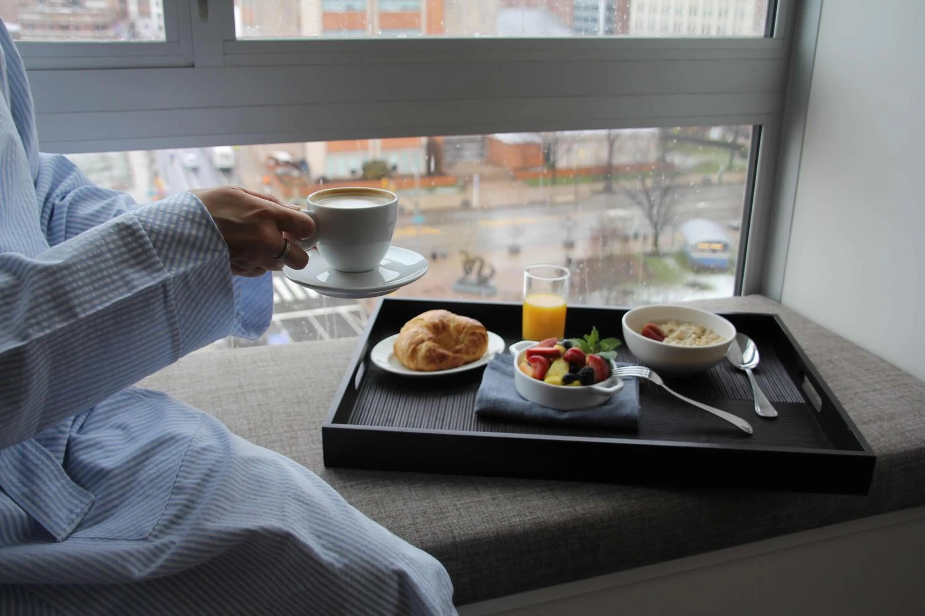 Breakfast in The Study at University City, Study Hotels