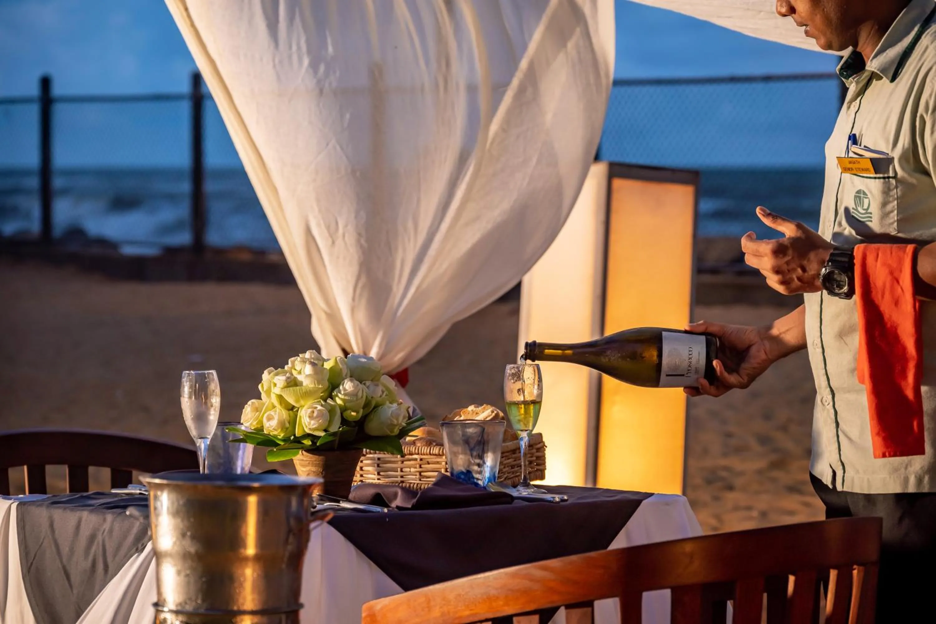 Food and drinks in Tangerine Beach Hotel