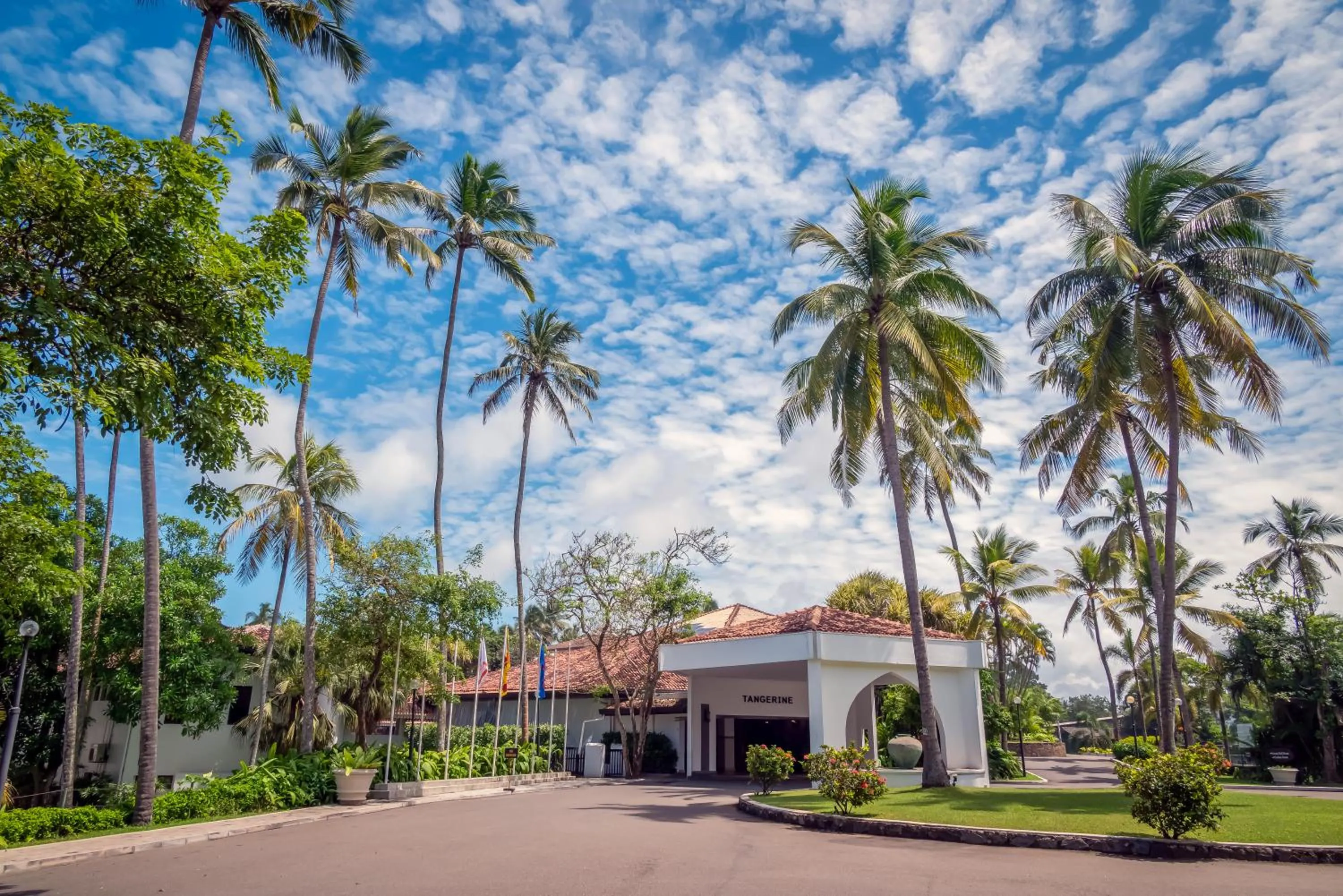 Facade/entrance in Tangerine Beach Hotel