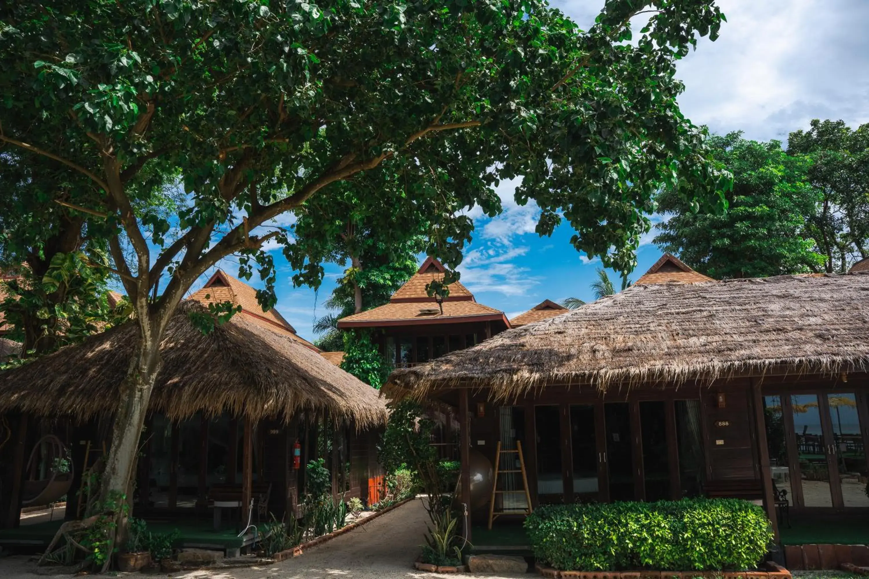 Property building in Anda Lipe Resort Property building in Anda Lipe Resort