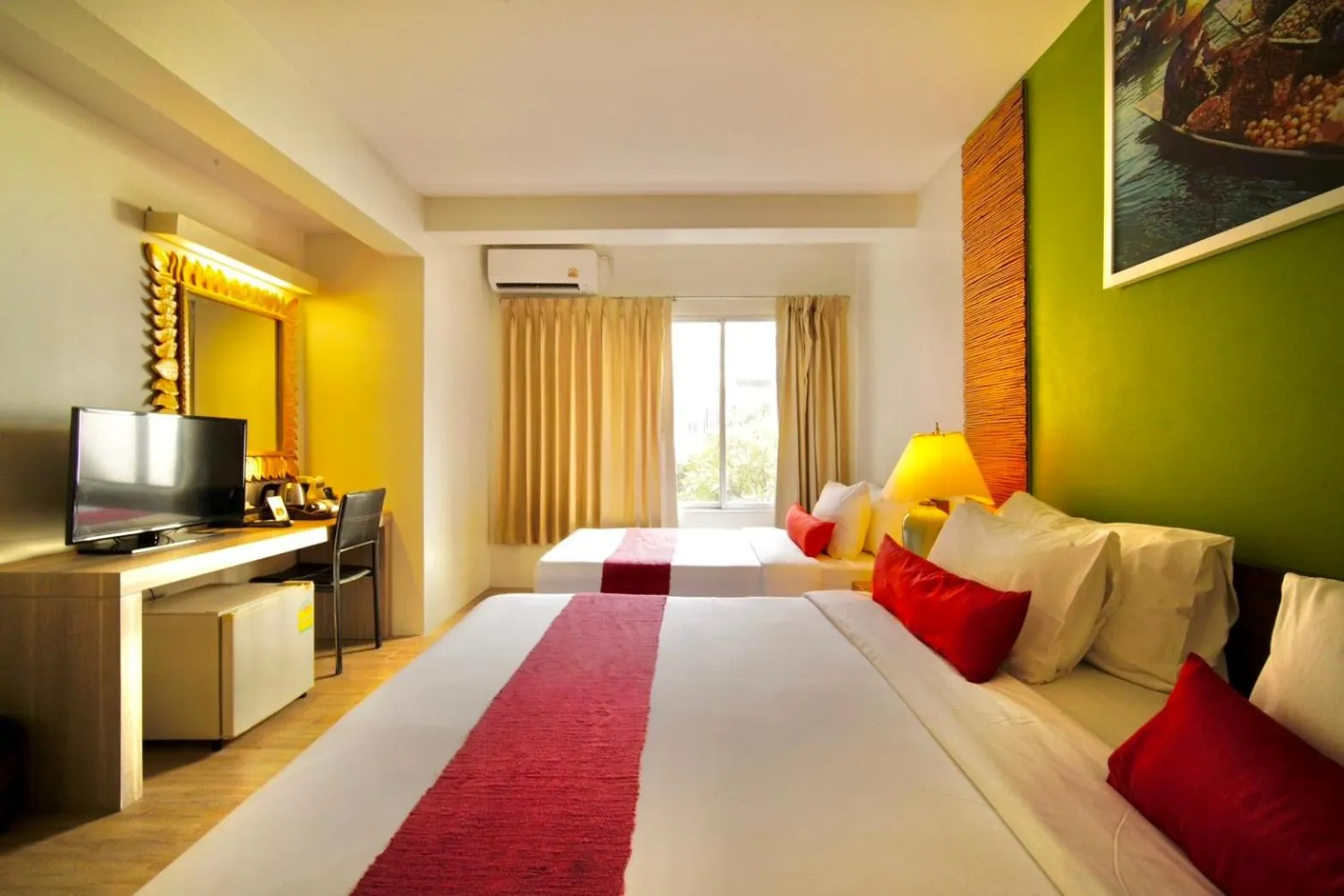 Bed in Villa Cha-Cha Banglumphu