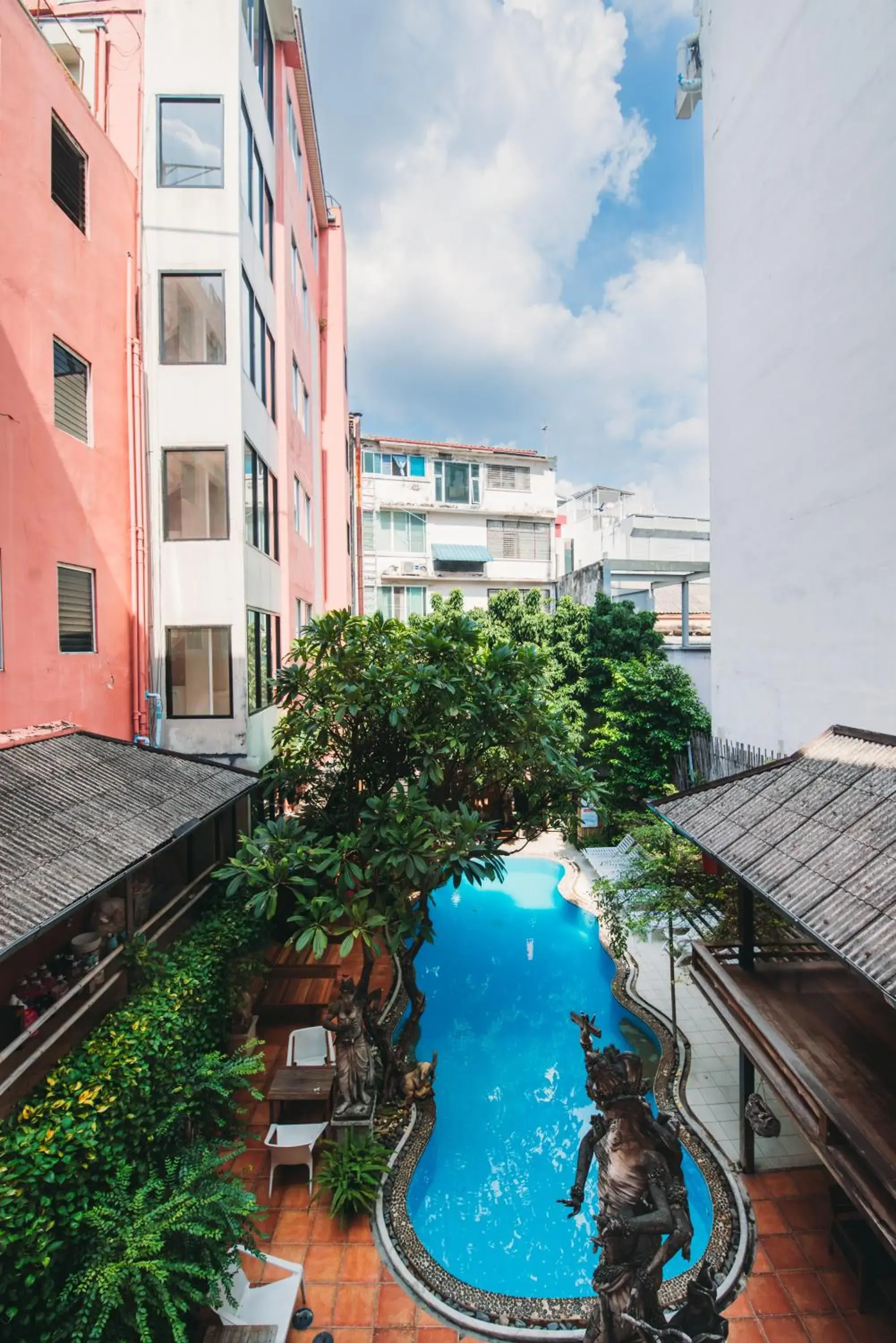 Pool view in Villa Cha-Cha Banglumphu Pool view in Villa Cha-Cha Banglumphu