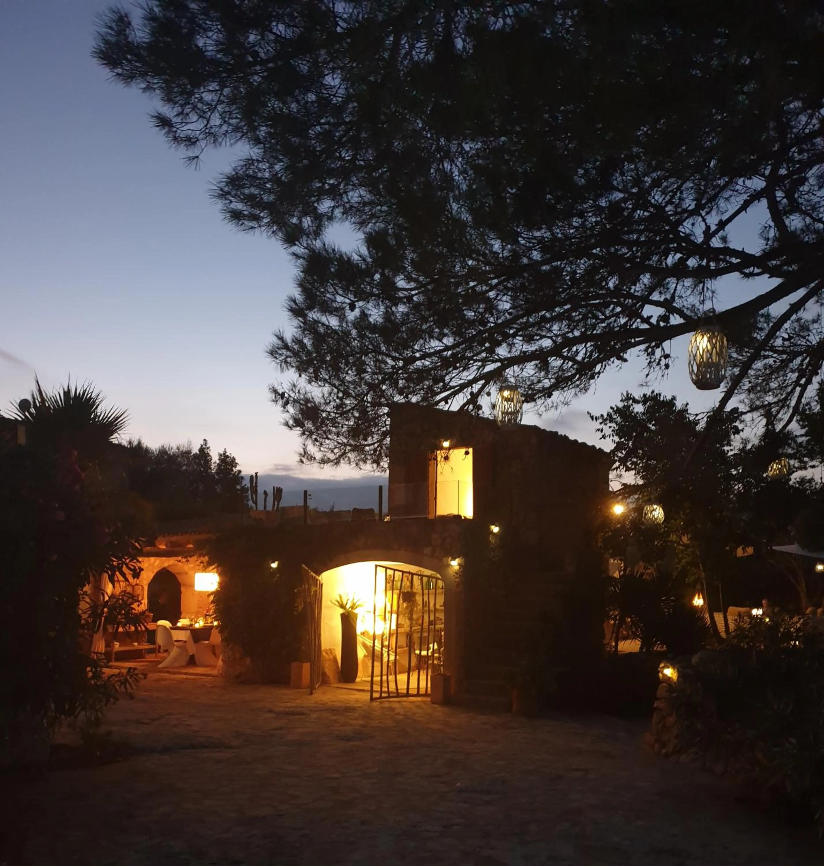 Dining area in Las Fincas de Annie