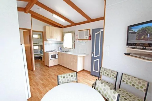 Kitchen or kitchenette in Apollo Bay Holiday Park
