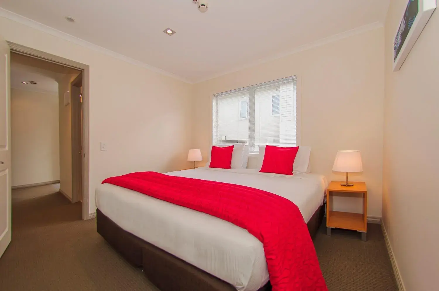 Bedroom, Bed in Crow's Nest Apartments Bedroom, Bed in Crow's Nest Apartments