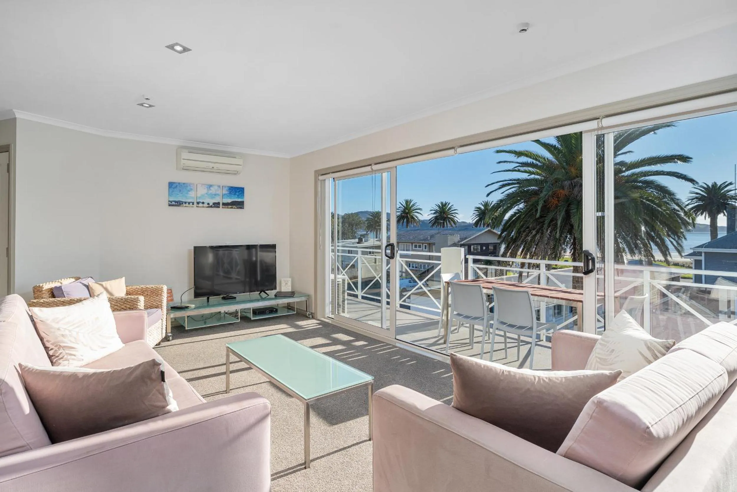 Living room in Crow's Nest Apartments