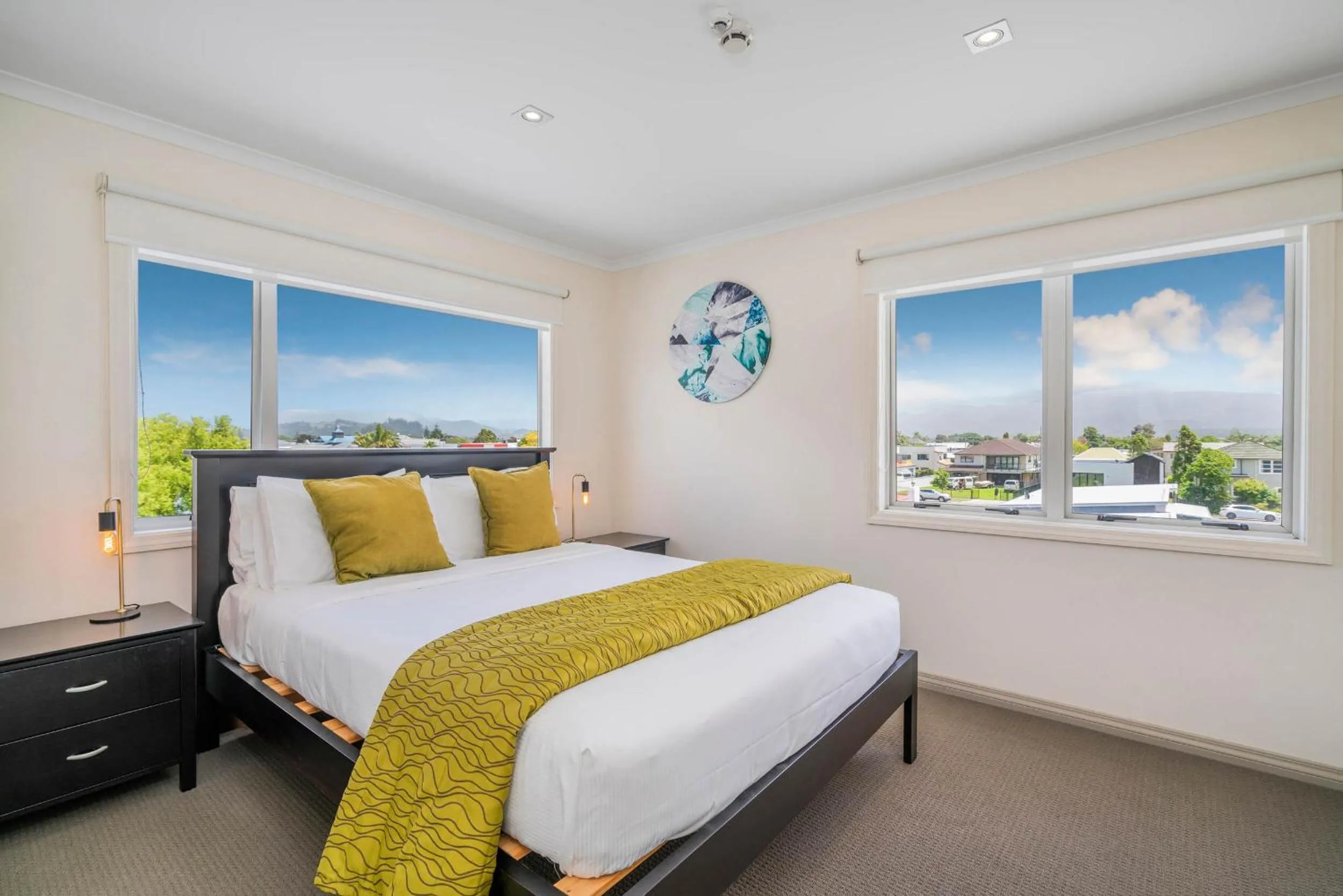 Bedroom, Bed in Crow's Nest Apartments