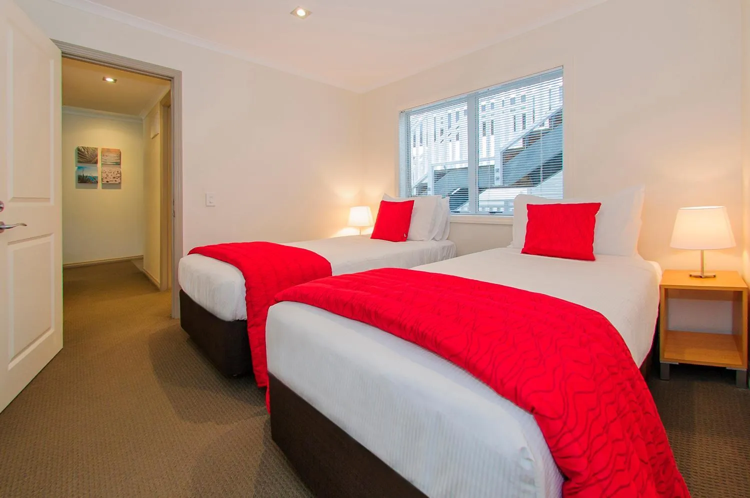 Bedroom, Bed in Crow's Nest Apartments