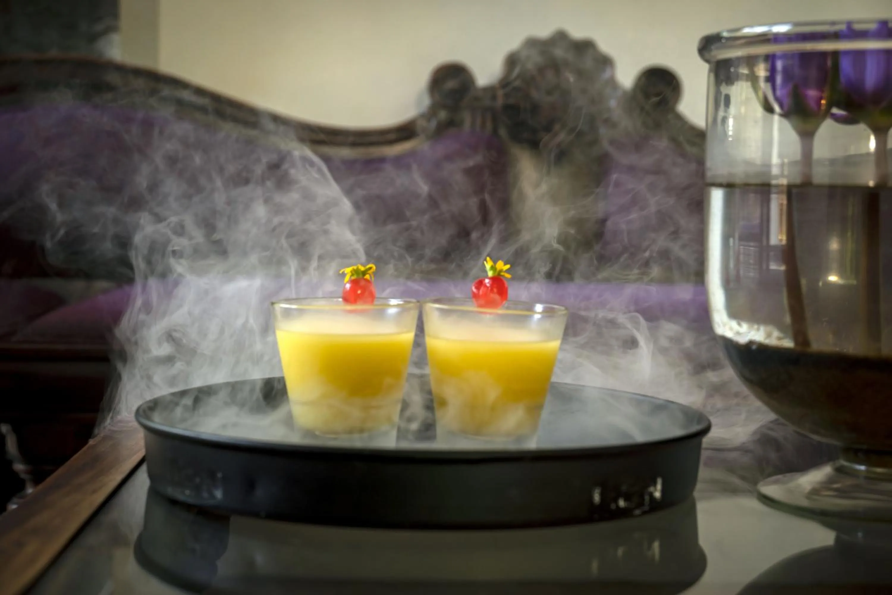 Drinks in Royal Palms Beach Hotel