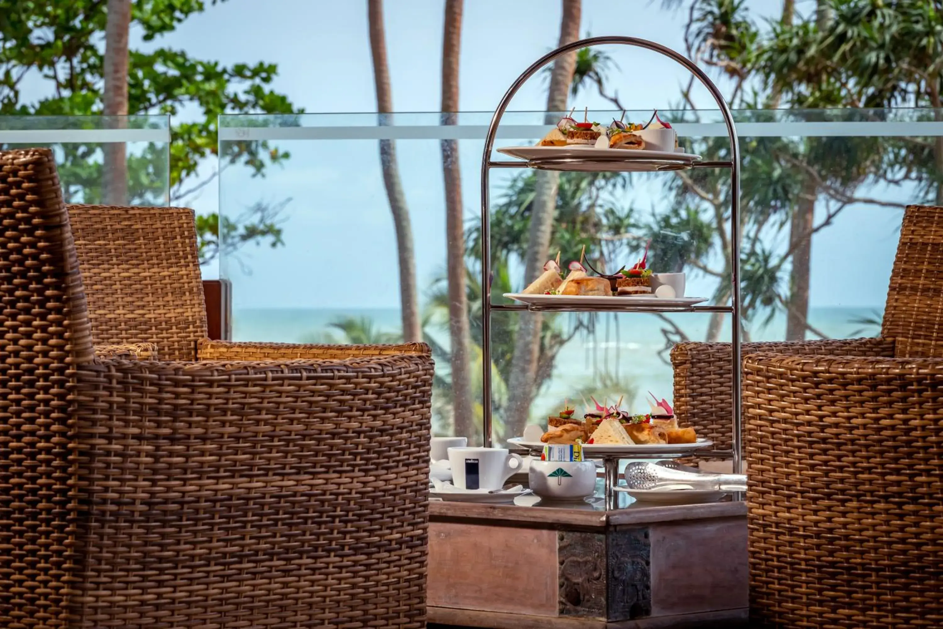 Food and drinks in Royal Palms Beach Hotel Food and drinks in Royal Palms Beach Hotel