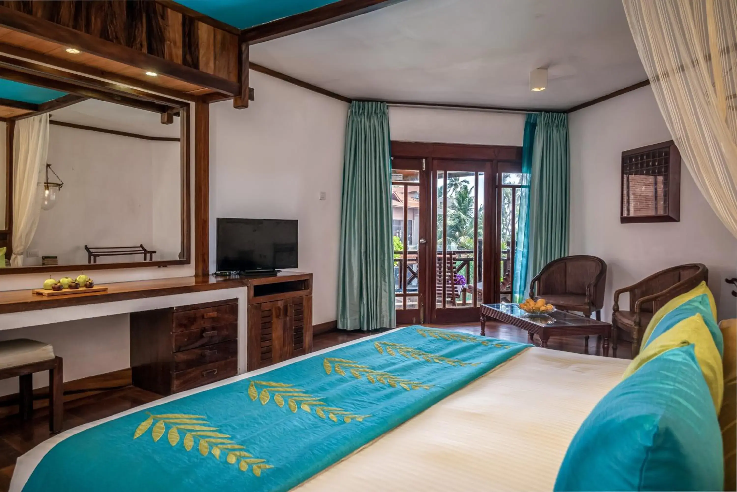 TV and multimedia, Bed in Royal Palms Beach Hotel TV and multimedia, Bed in Royal Palms Beach Hotel