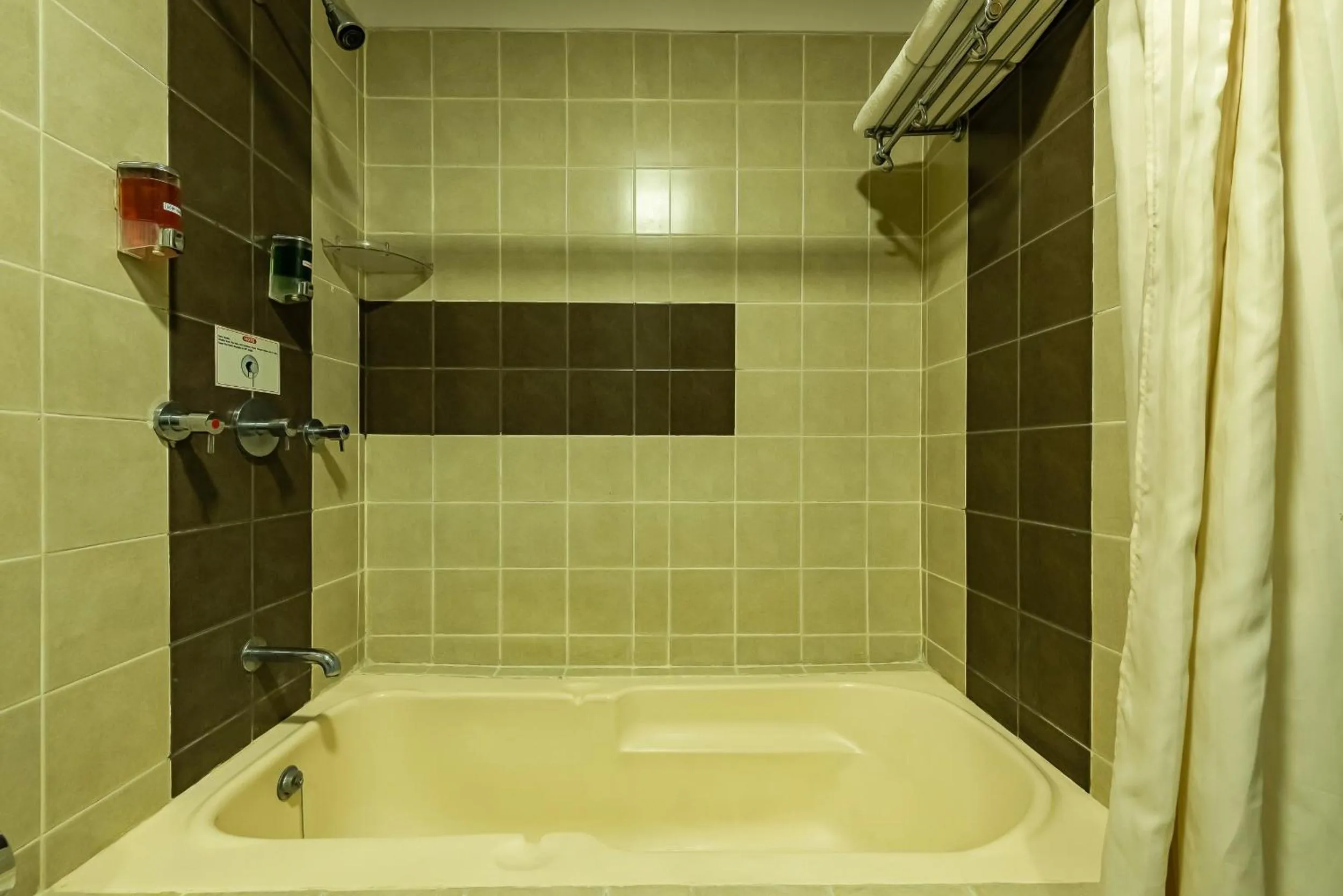 Bathroom in The Pearl