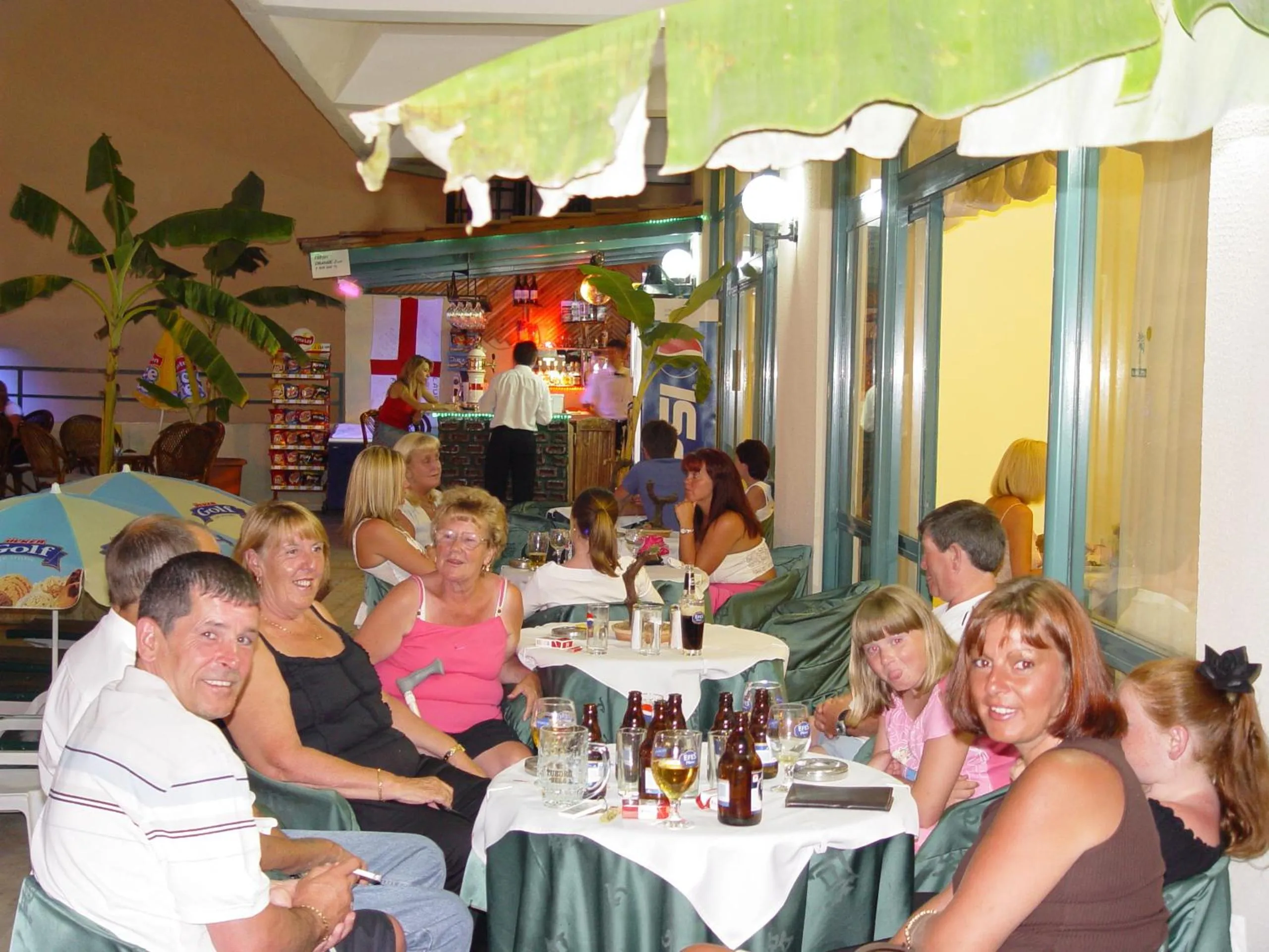 Restaurant/places to eat in Hotel Amore