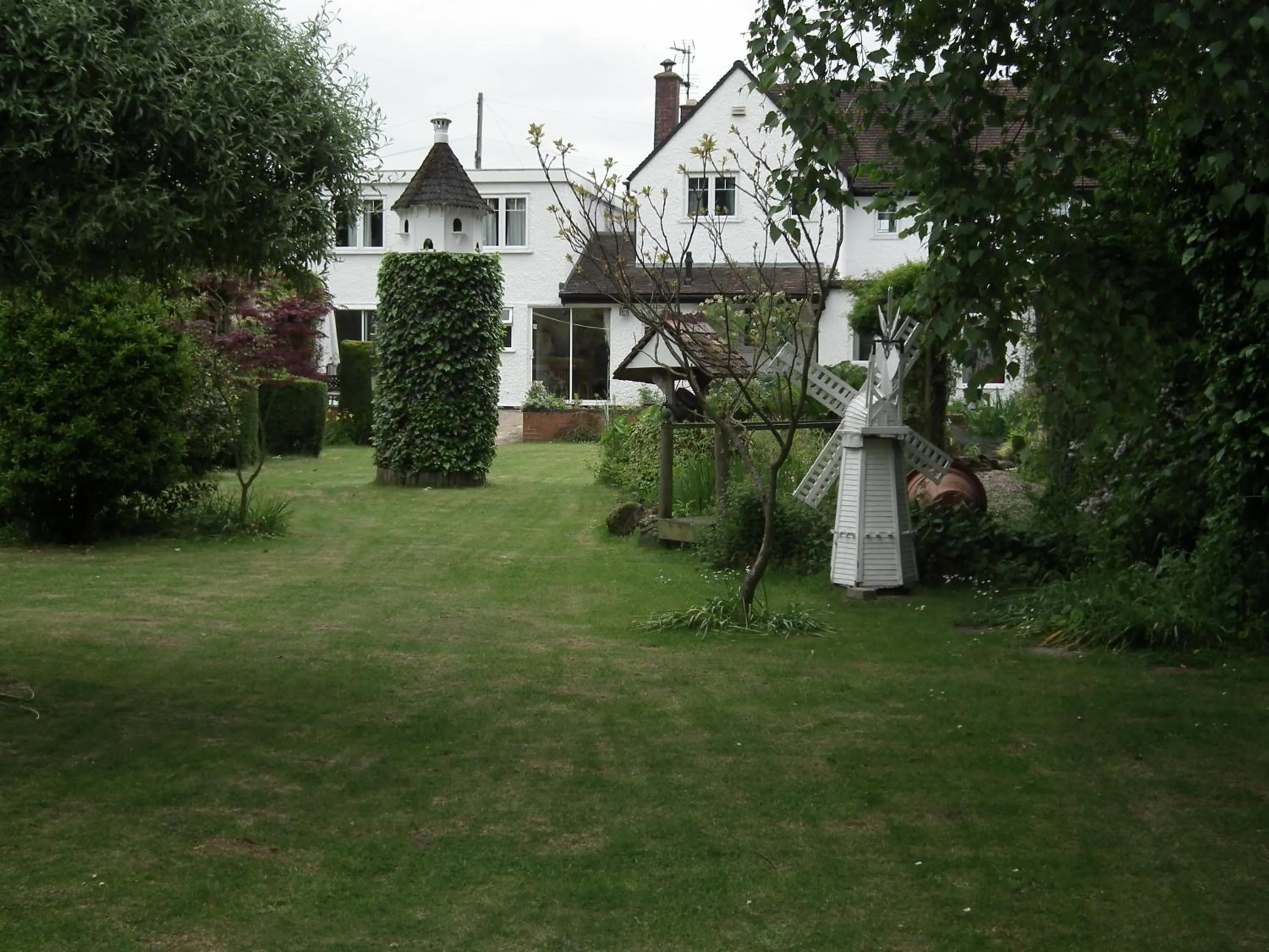Property building in Dove House