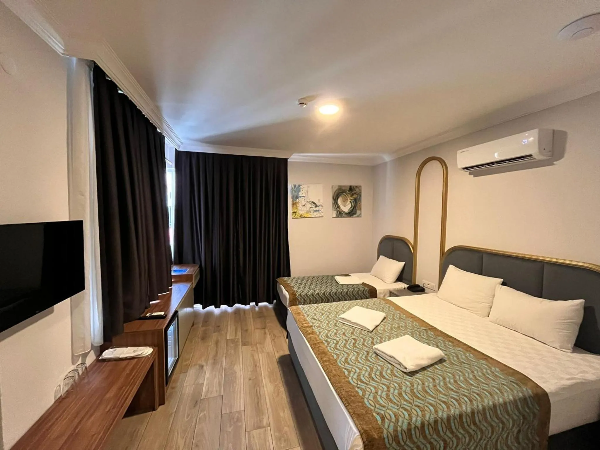 TV and multimedia, Bed in Gurses Life Hotel