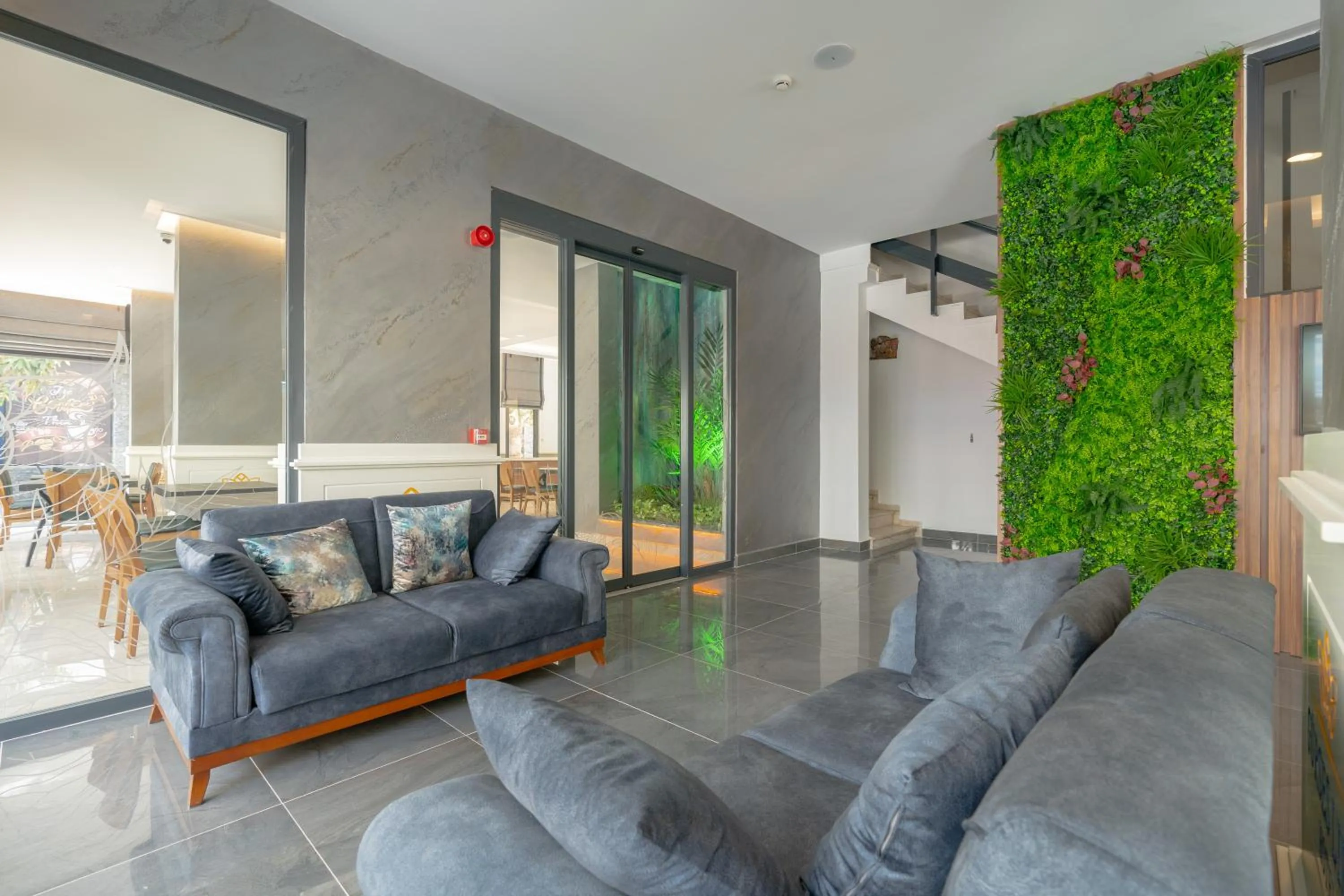 Lobby or reception in Gurses Life Hotel