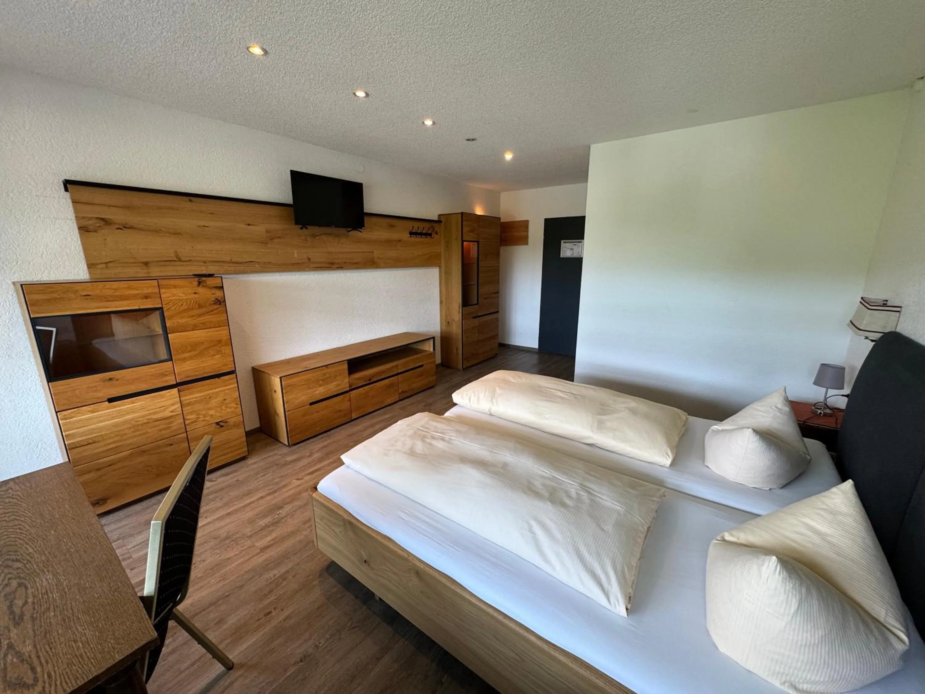 Bed in Landhotel Löwen