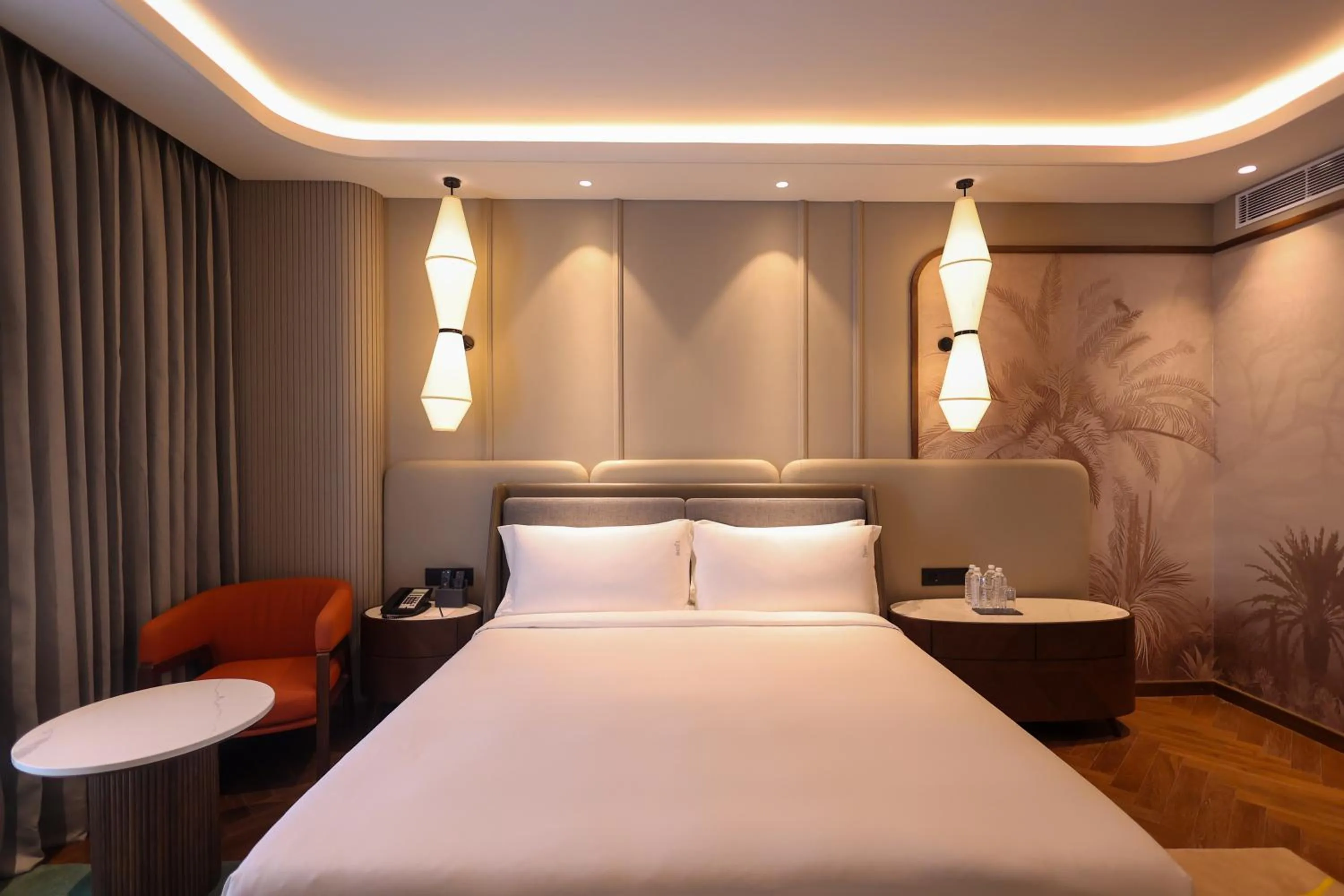 Bed in Holiday Inn New Delhi Mayur Vihar Noida by IHG