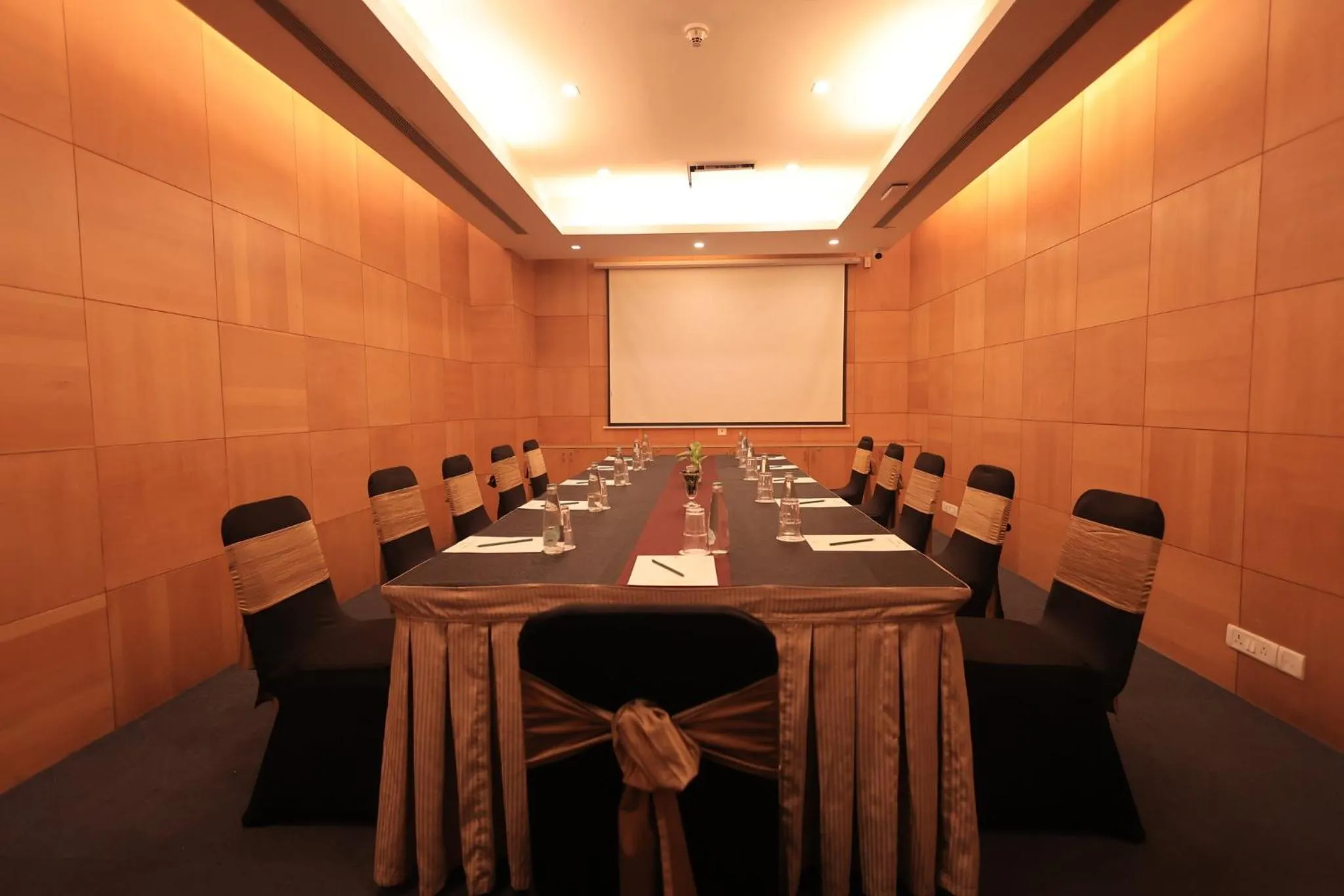 Meeting/conference room in Holiday Inn New Delhi Mayur Vihar Noida by IHG