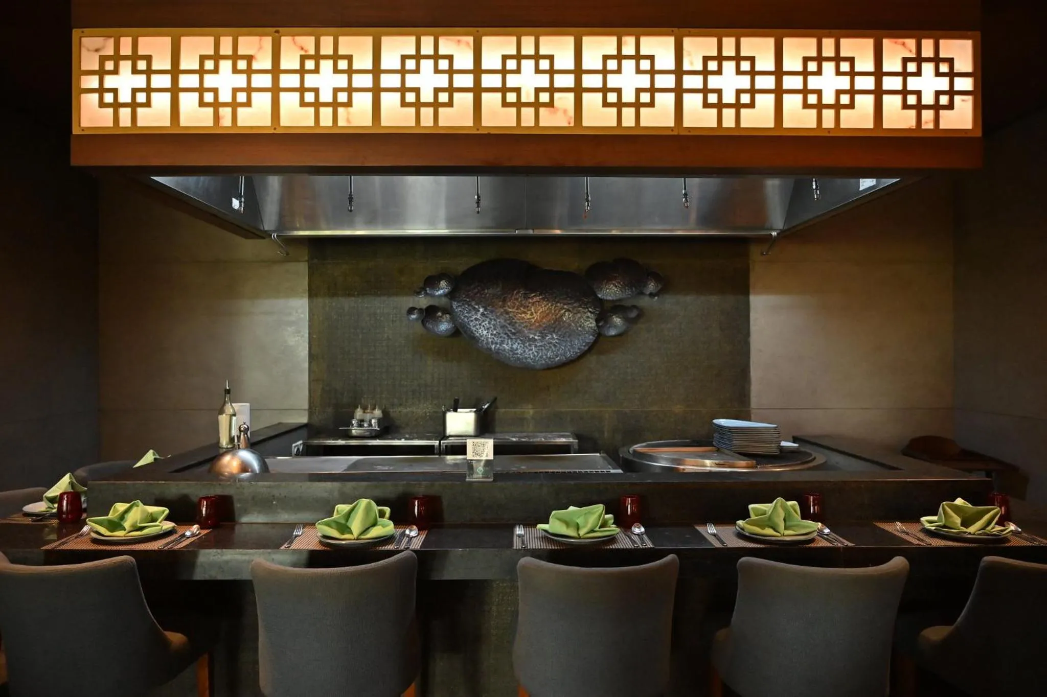 Restaurant/places to eat in Holiday Inn New Delhi Mayur Vihar Noida by IHG