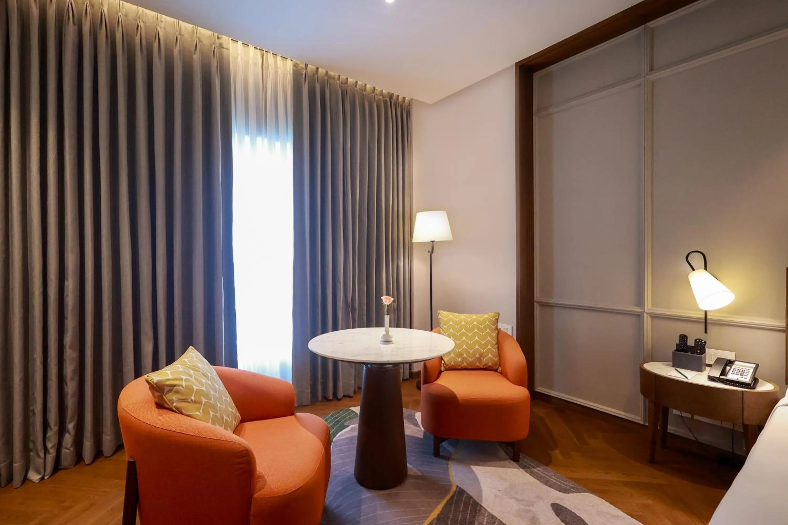 Bedroom in Holiday Inn New Delhi Mayur Vihar Noida by IHG