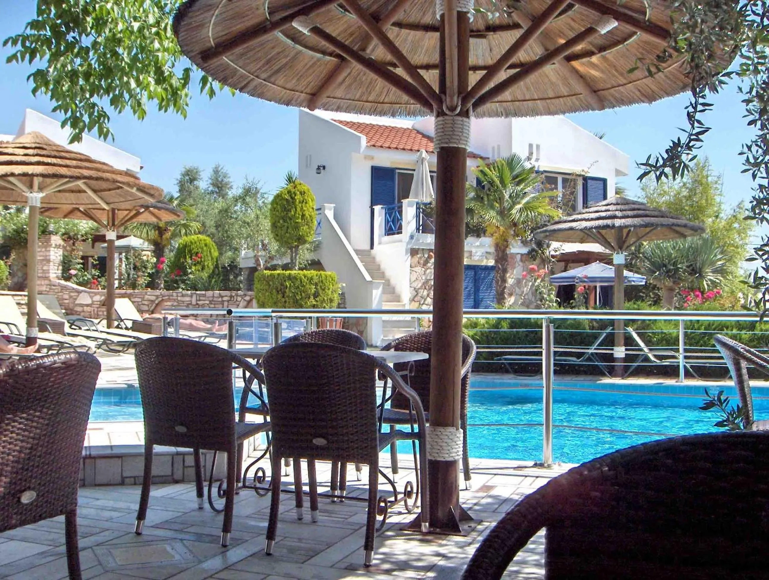 Swimming pool in Paris Village Apartments
