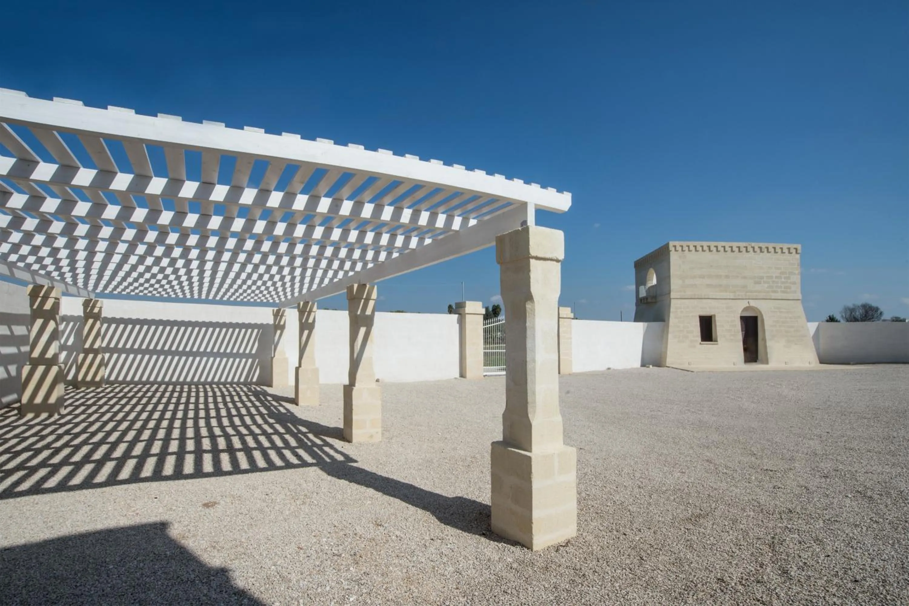 Parking in Villa Lupia