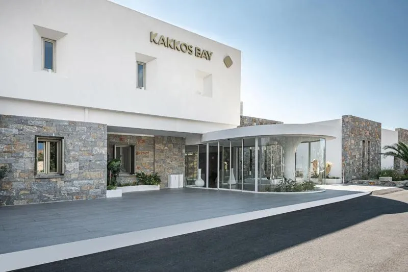Facade/entrance in Kakkos Bay Hotel and Bungalows