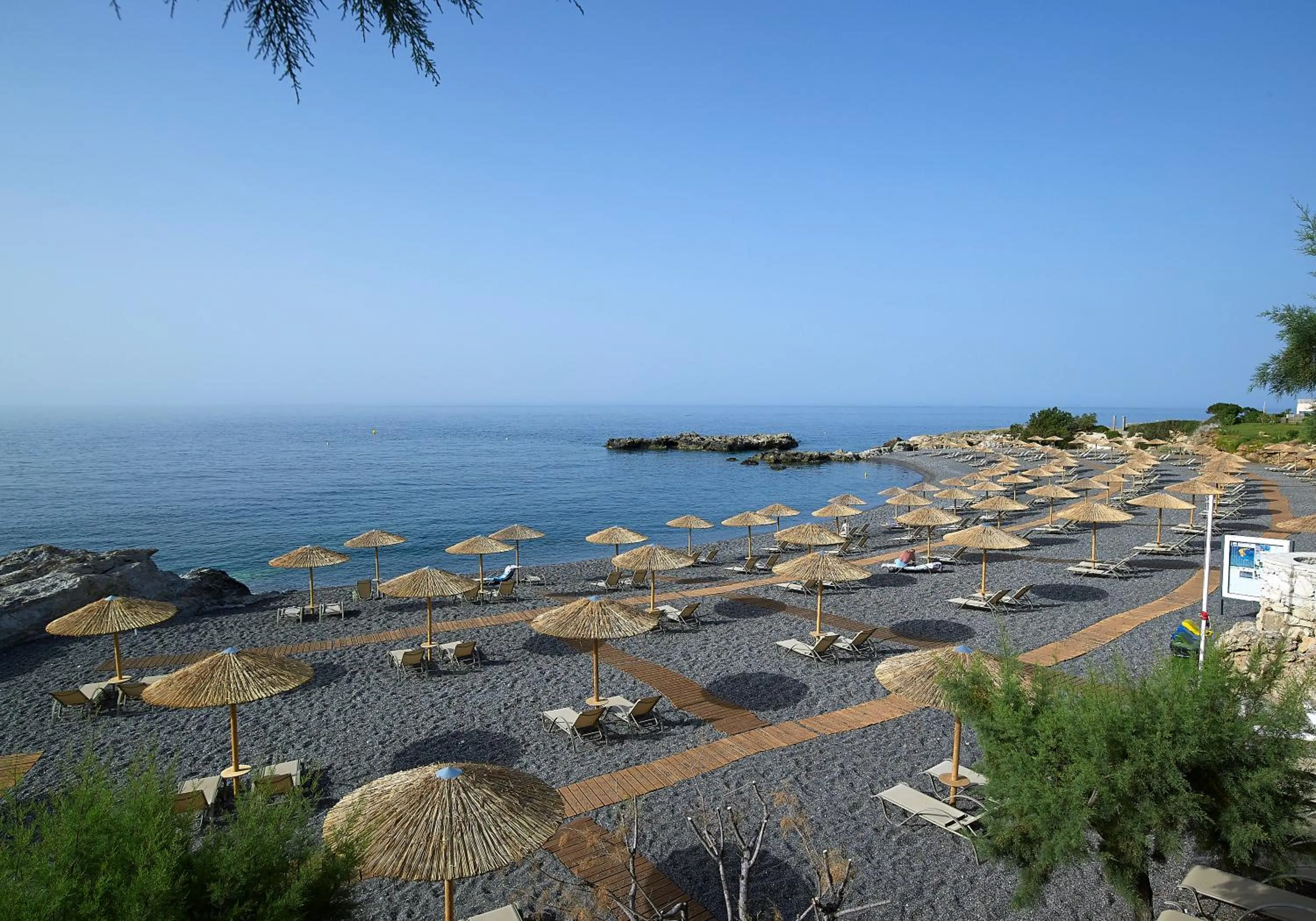 Beach in Kakkos Bay Hotel and Bungalows