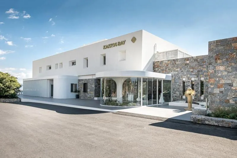 Facade/entrance in Kakkos Bay Hotel and Bungalows