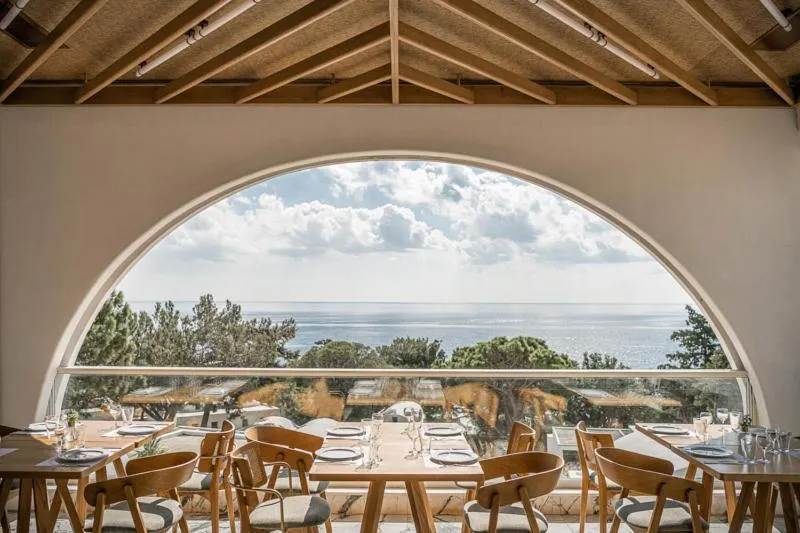 Kakkos Bay Hotel and Bungalows