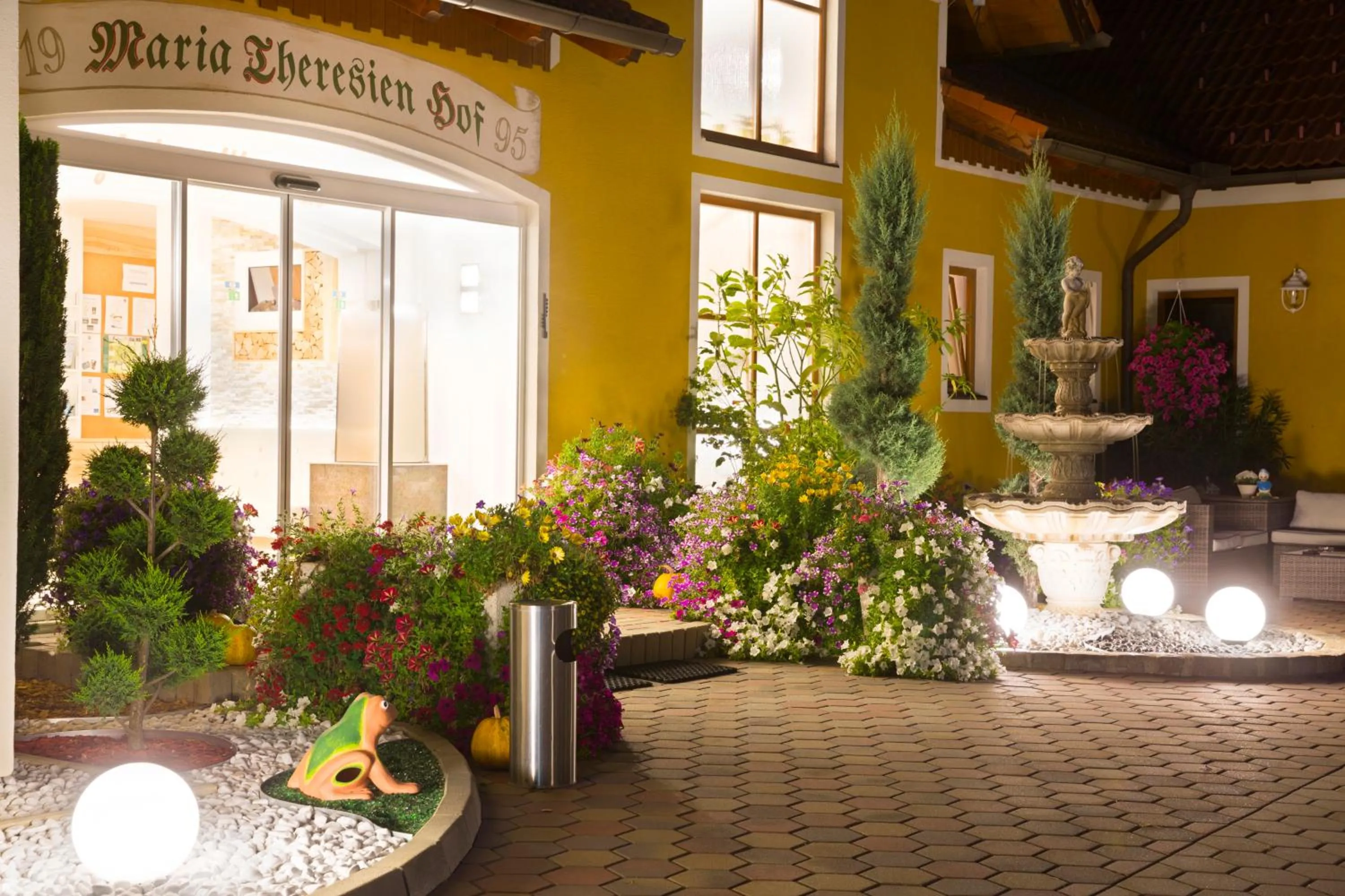 Facade/entrance in Maria Theresien Hof Loipersdorf