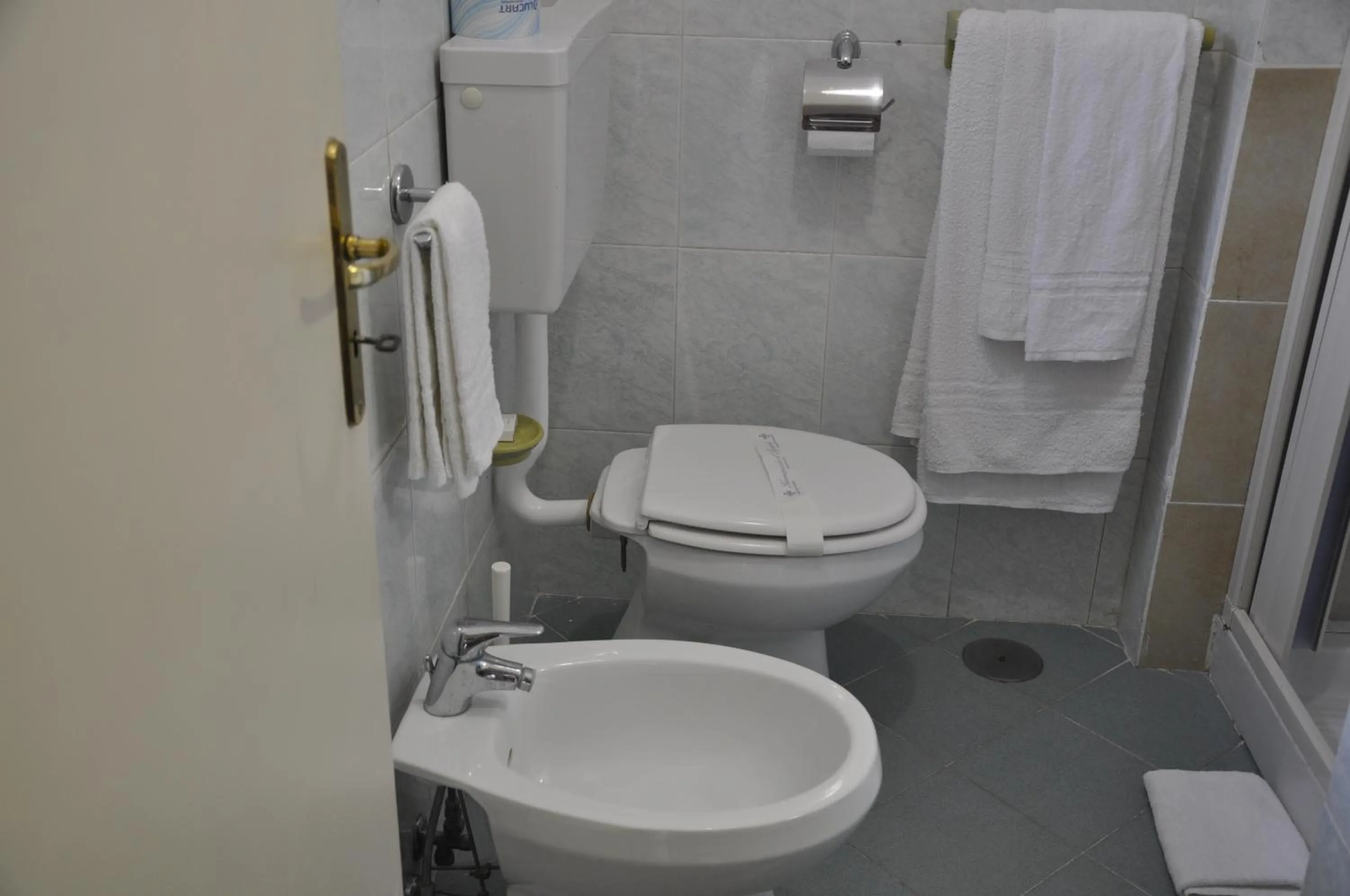 Bathroom in Hotel Esperia