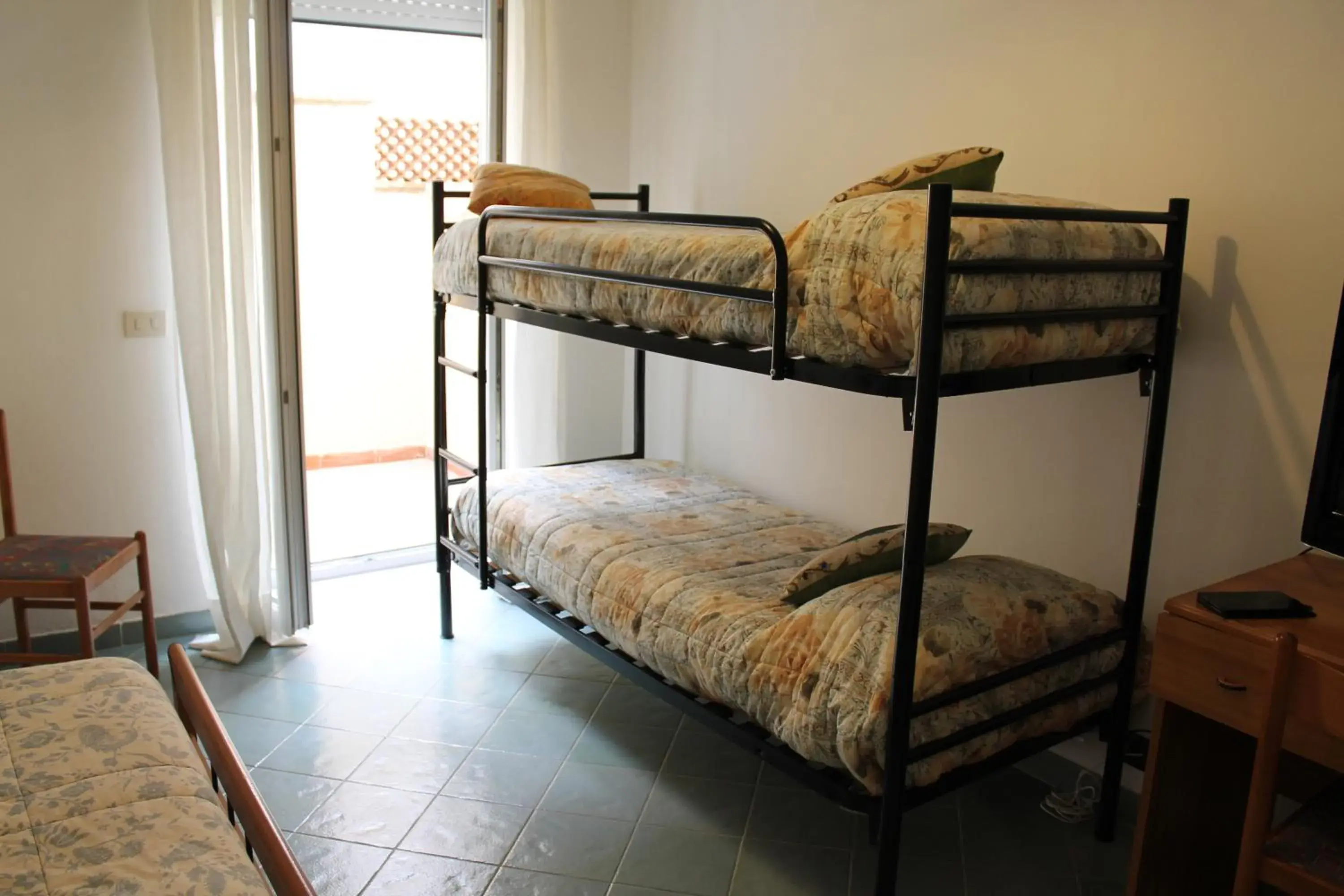 Day, Bed in Hotel Esperia Day, Bed in Hotel Esperia