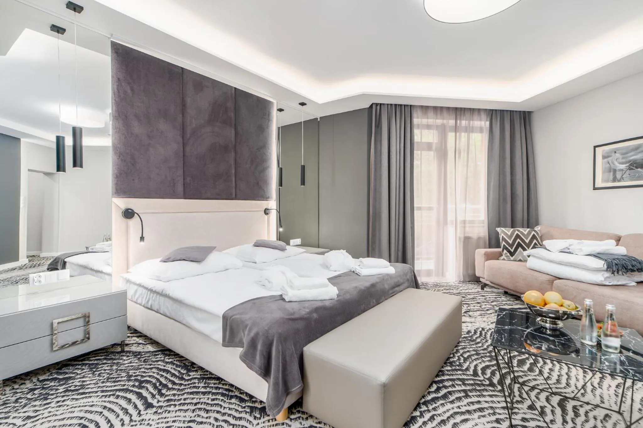 Bed in SeaPark Hotel Wellness & Spa