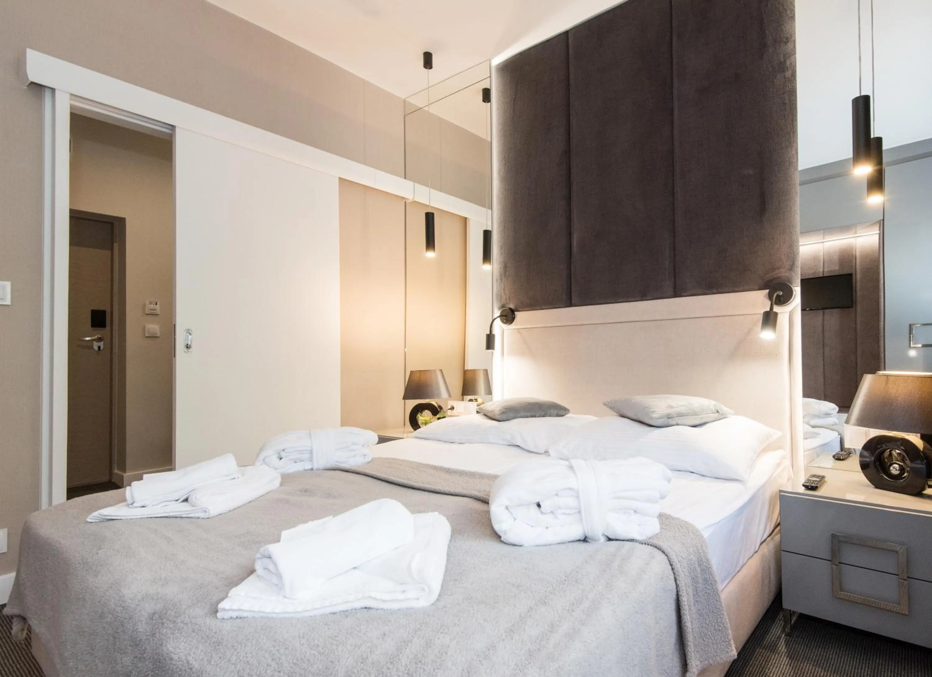 Bedroom, Bed in SeaPark Hotel Wellness & Spa