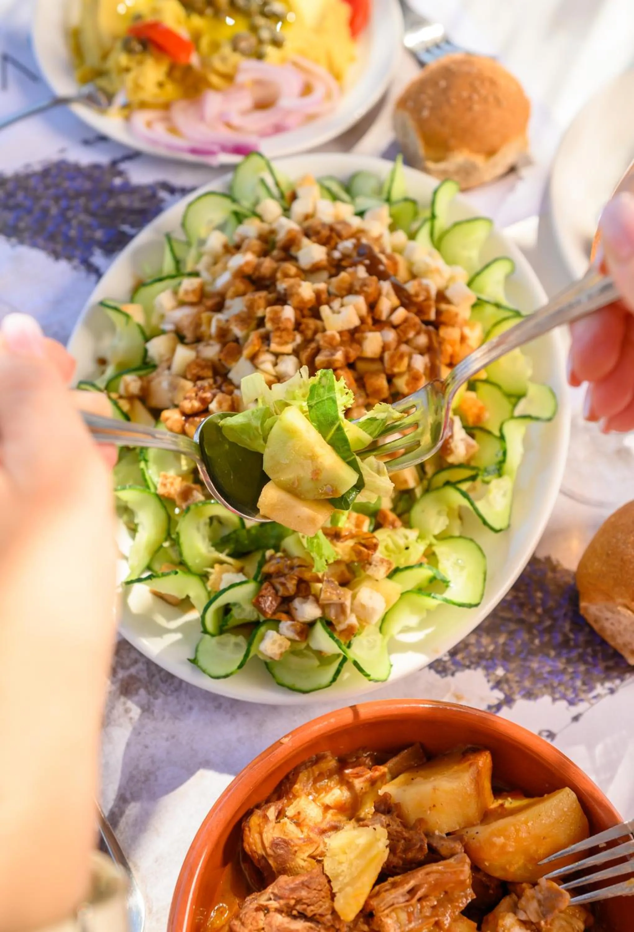 Food and drinks in Vigla Hotel