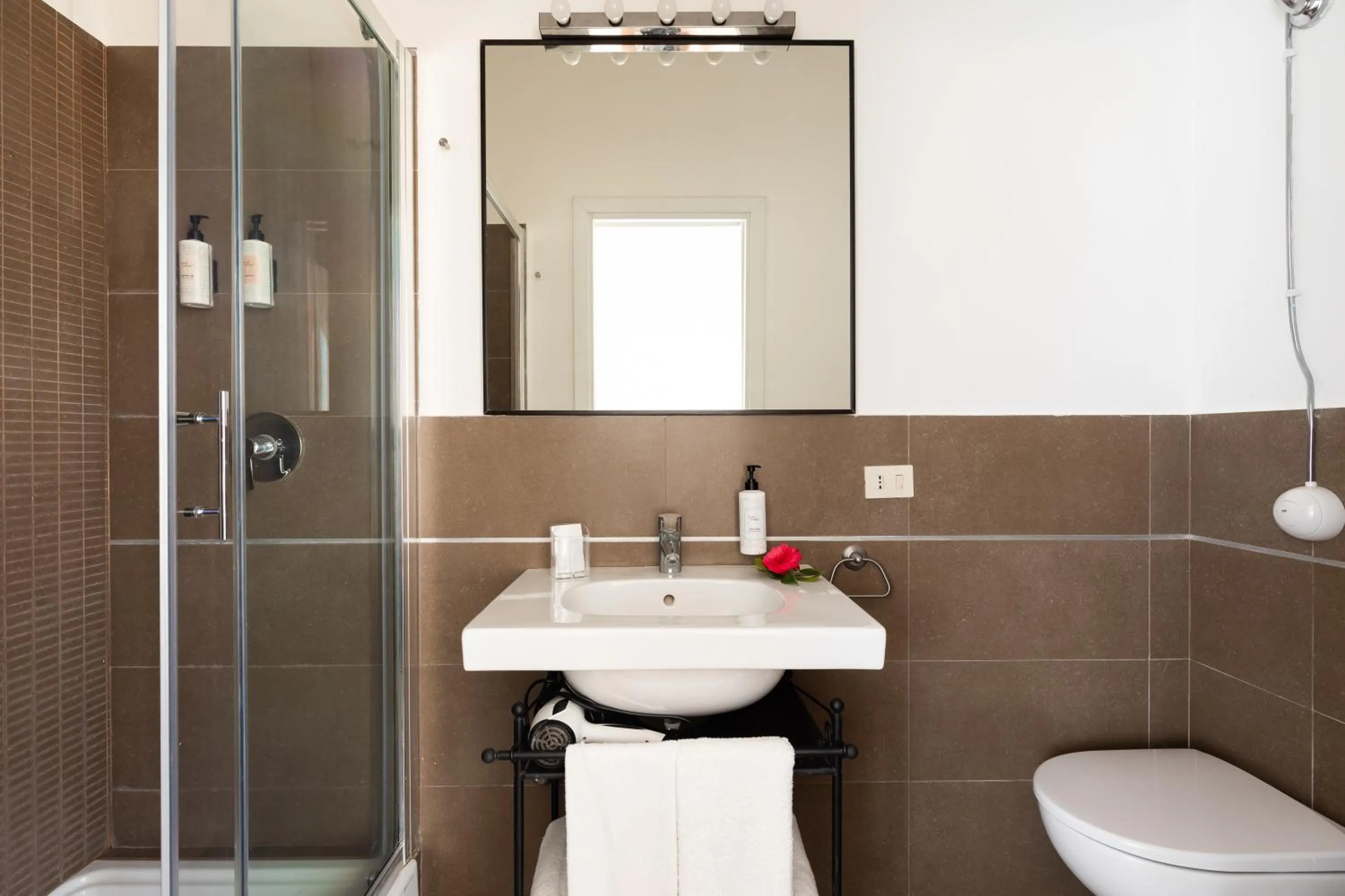 Shower in YourHome - Villa Sorrento