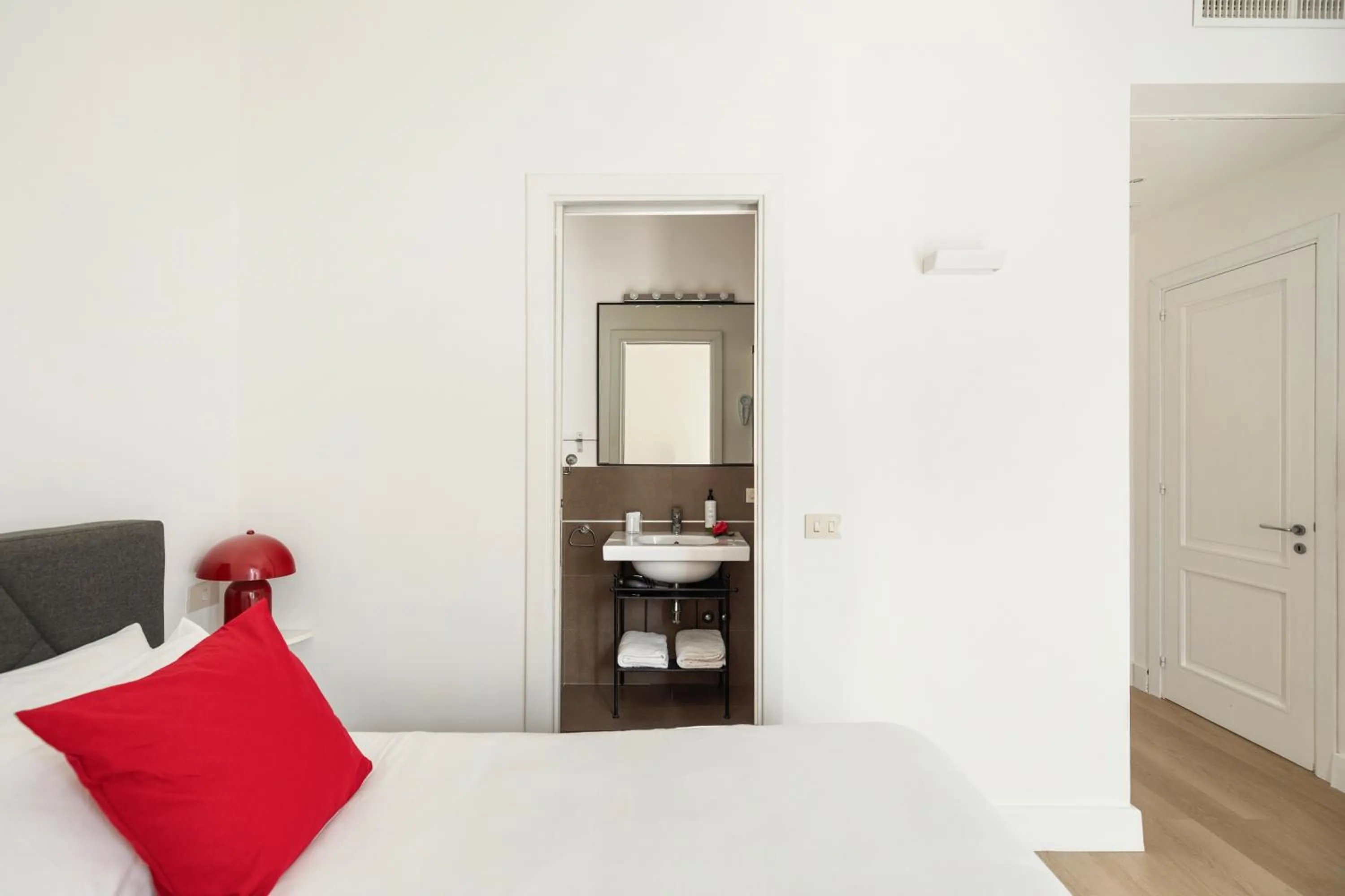 Bed in YourHome - Villa Sorrento