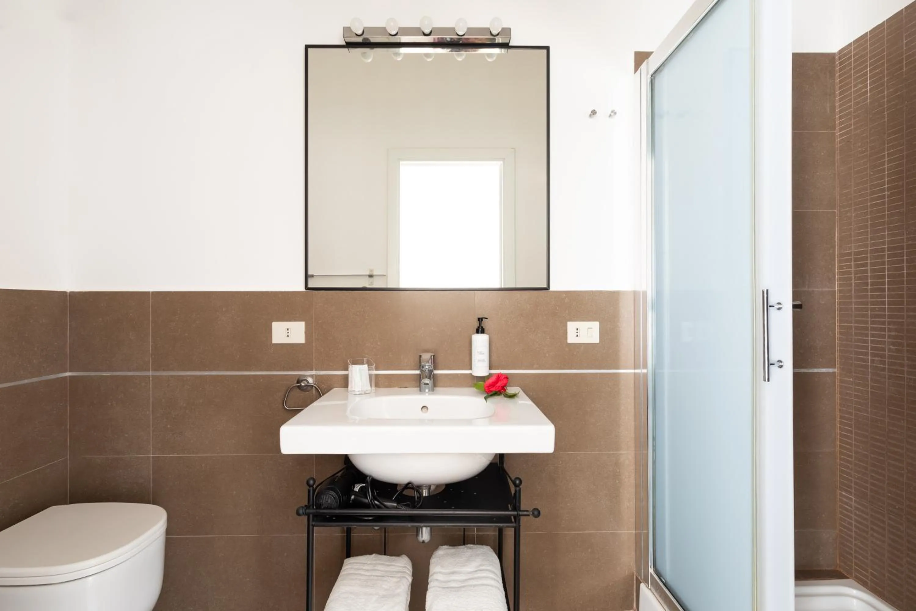 Shower in YourHome - Villa Sorrento