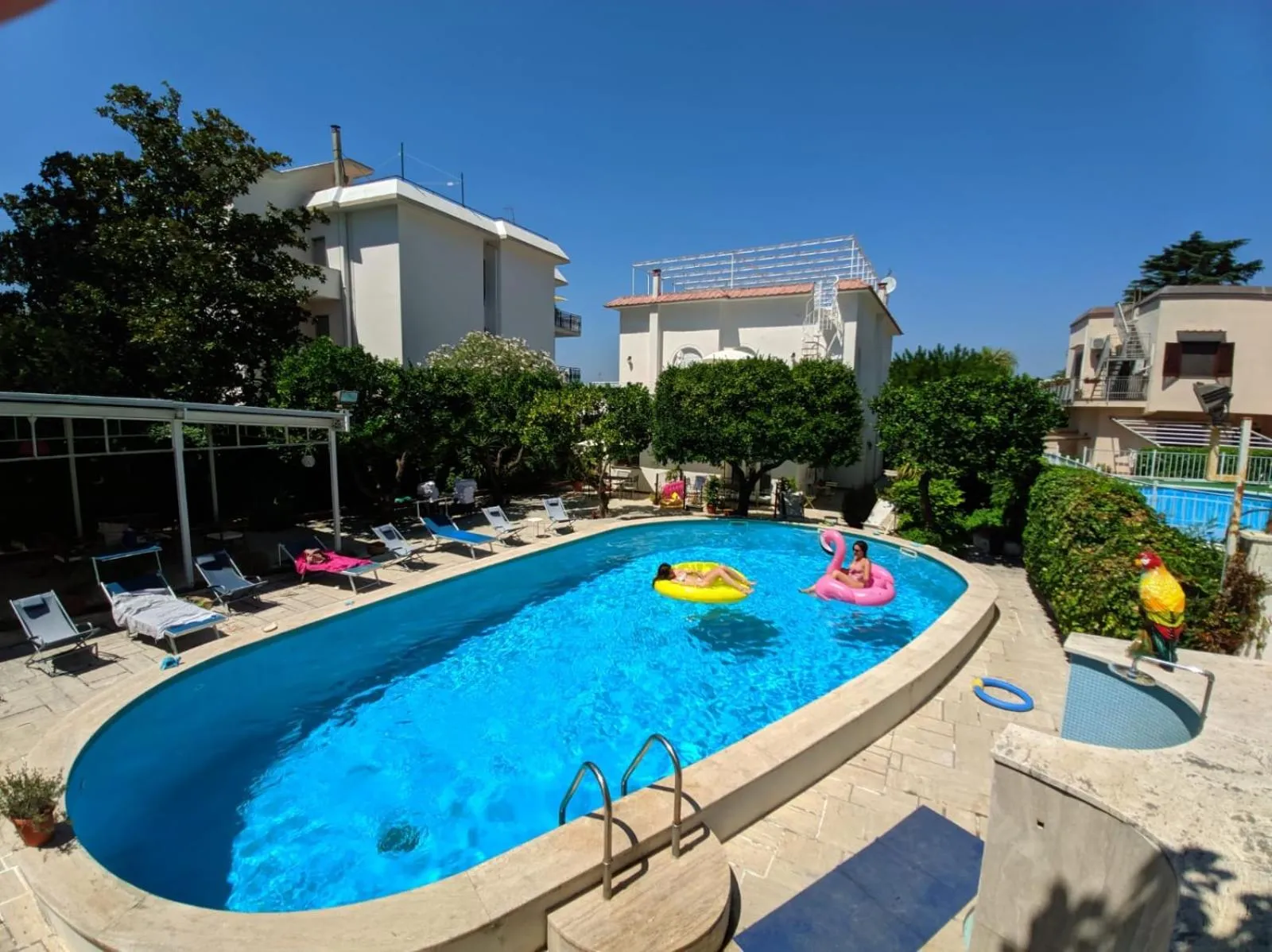 Swimming pool in YourHome - Villa Sorrento