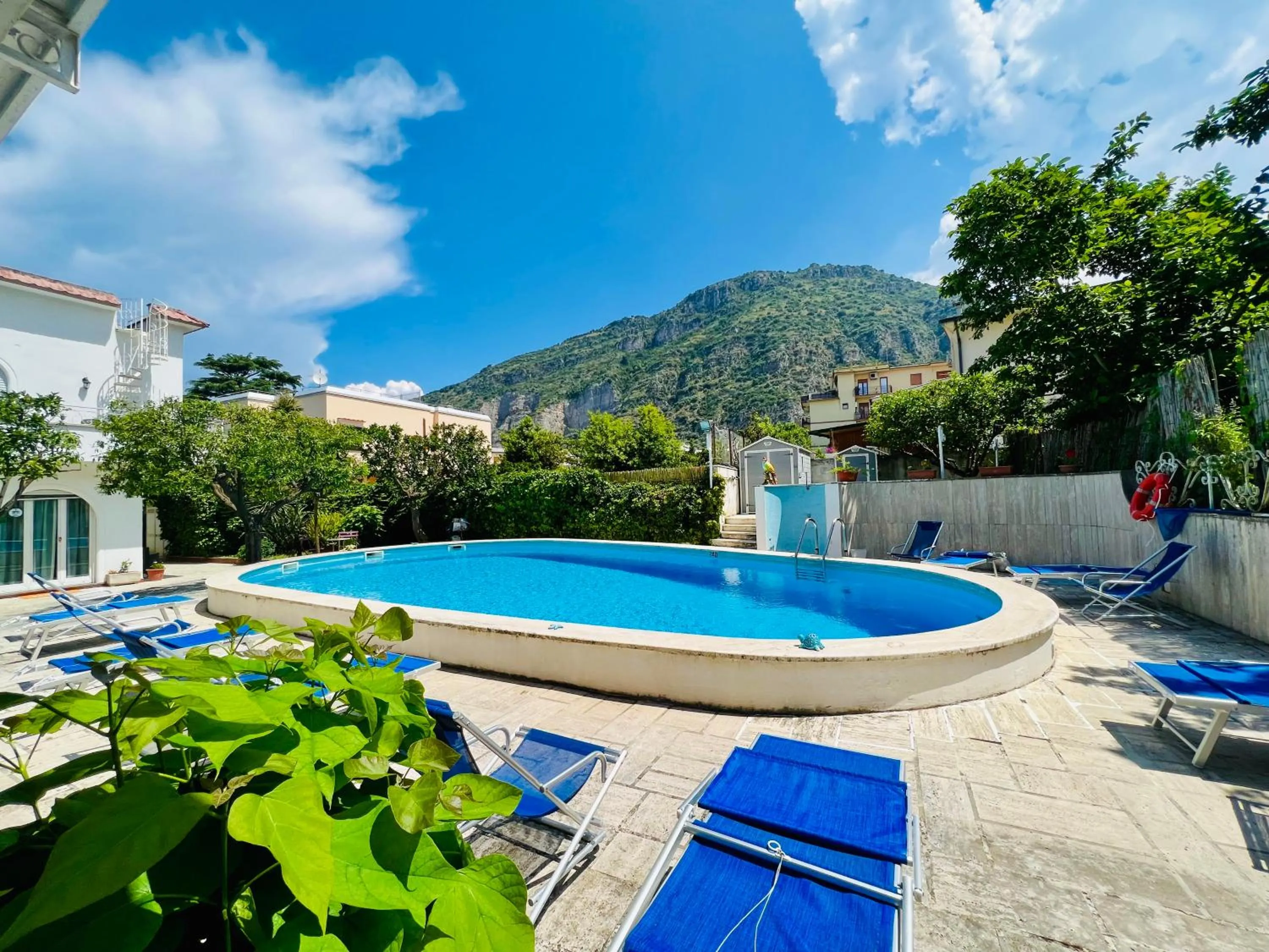 YourHome - Villa Sorrento