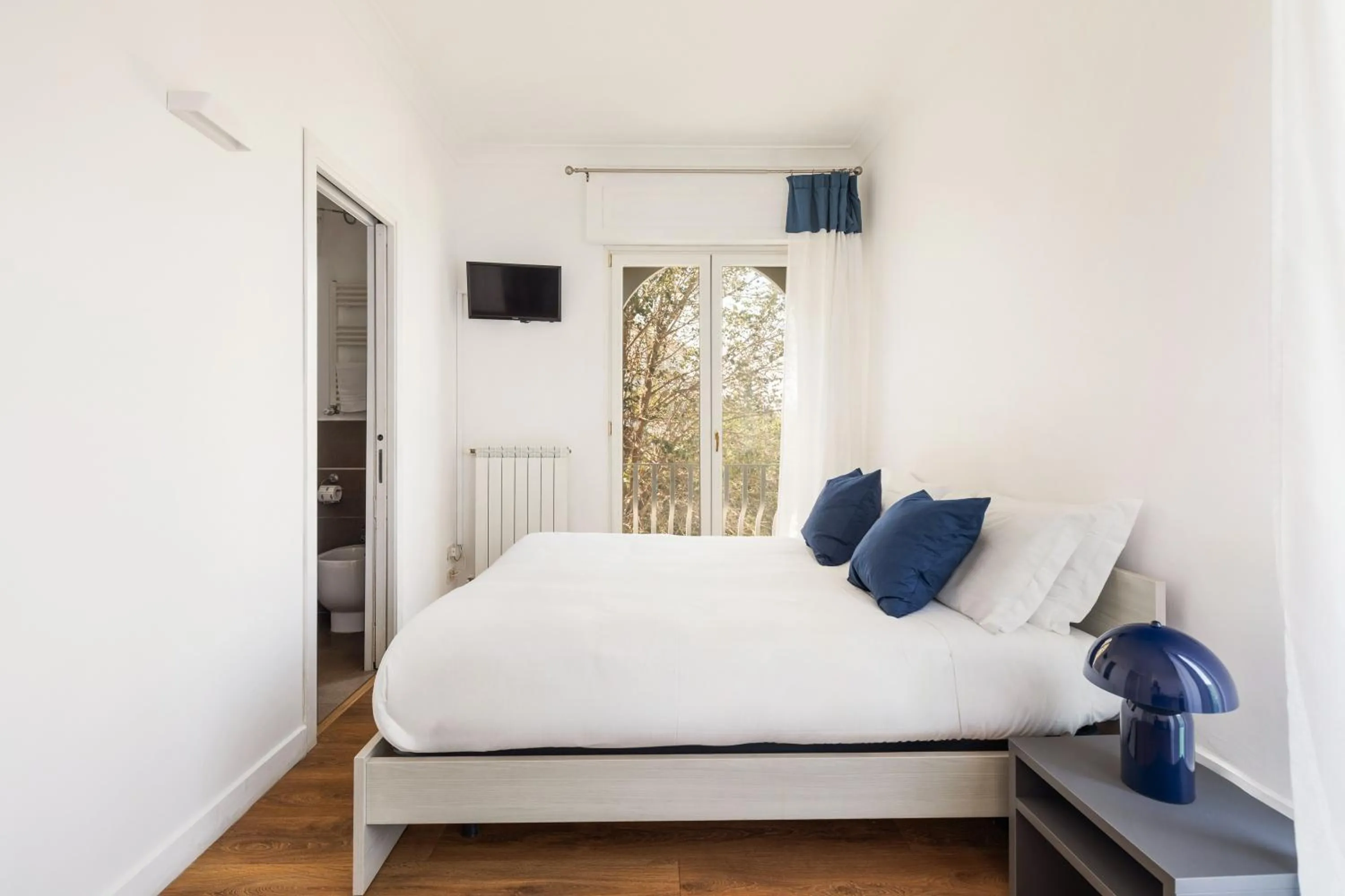 Bed in YourHome - Villa Sorrento