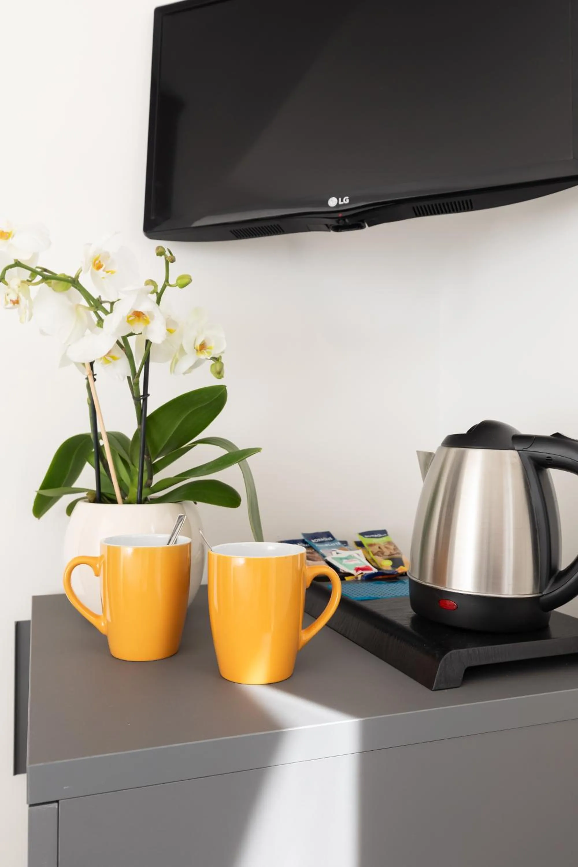 Coffee/tea facilities in YourHome - Villa Sorrento