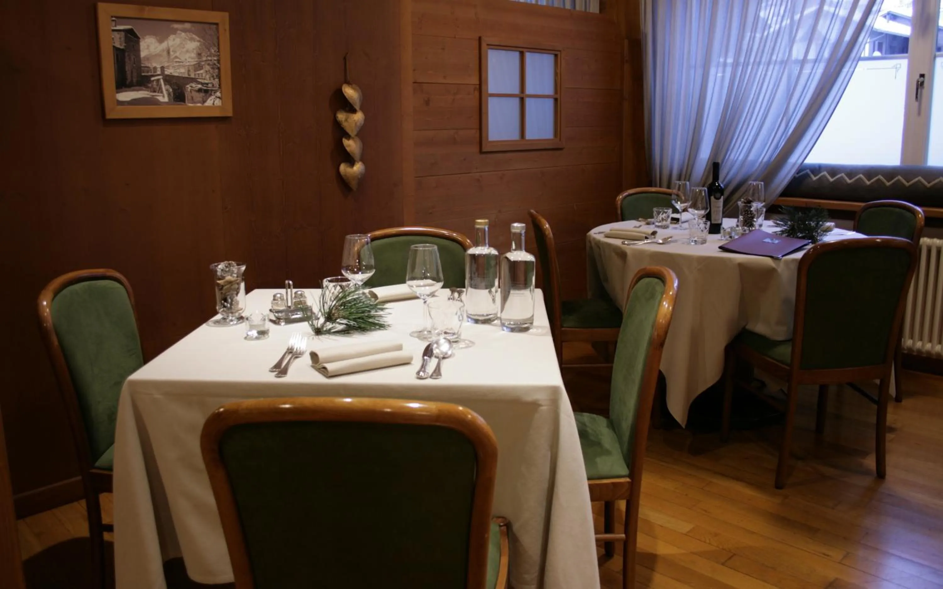 Restaurant/places to eat in Hotel Larice Bianco
