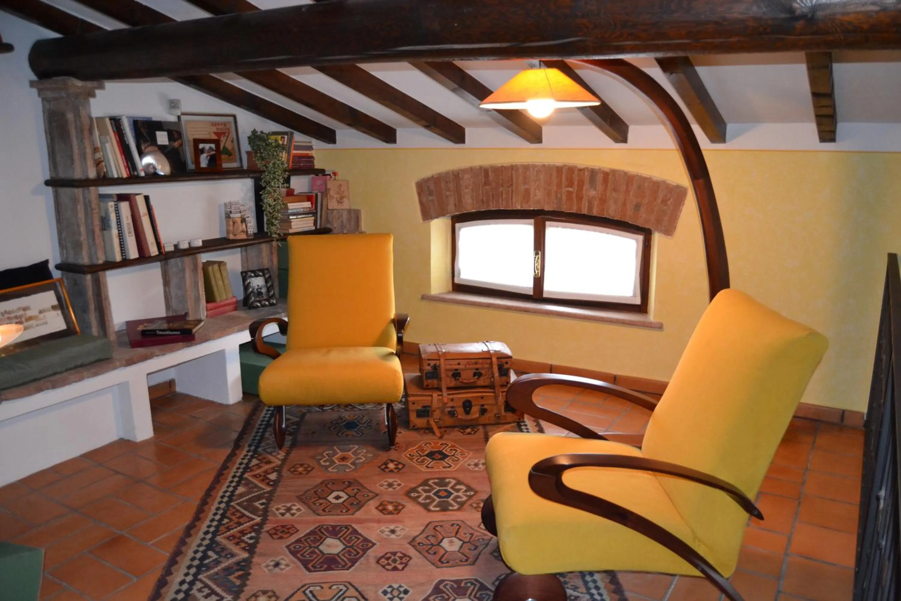 Library in B&B Il Martin Pescatore