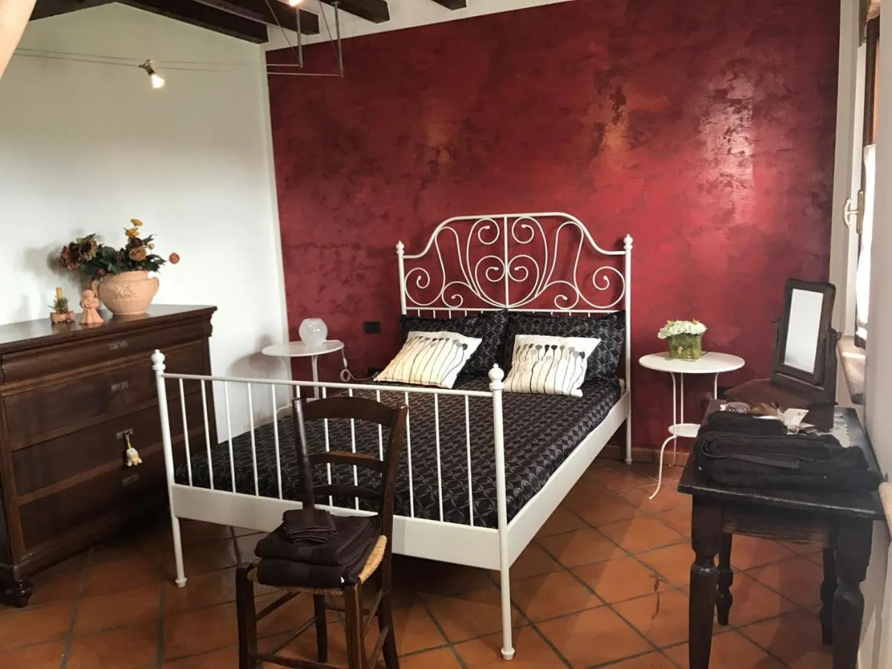 Photo of the whole room, Bed in B&B Il Martin Pescatore