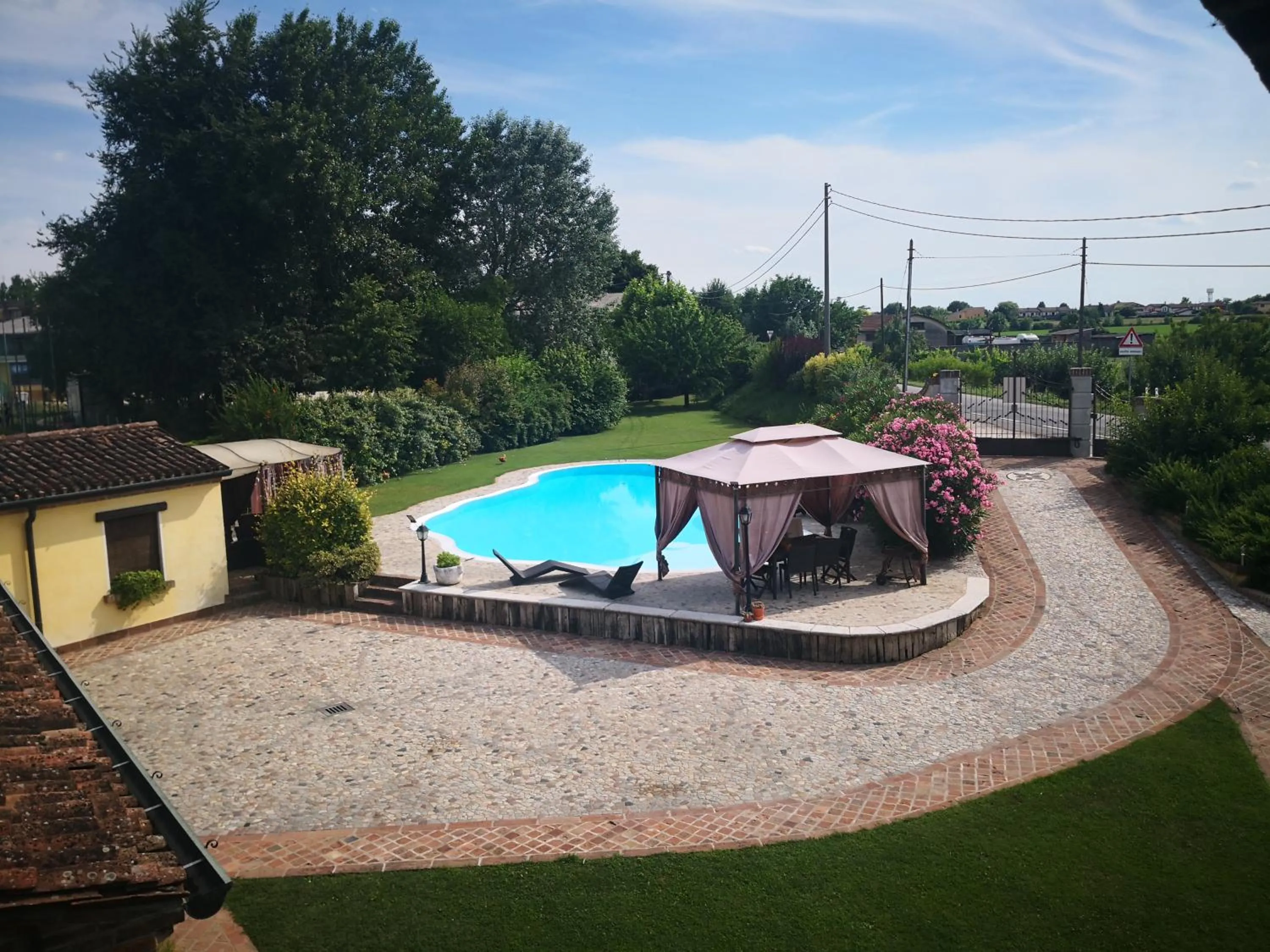 Swimming pool in B&B Il Martin Pescatore