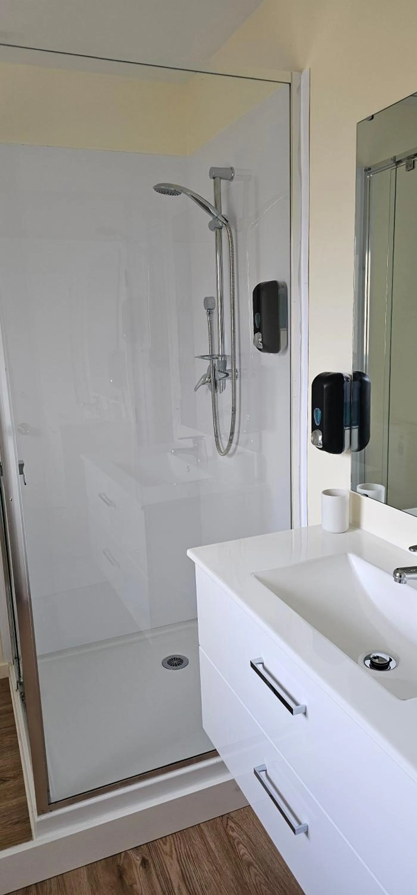 Shower in Twin Coast Adventures