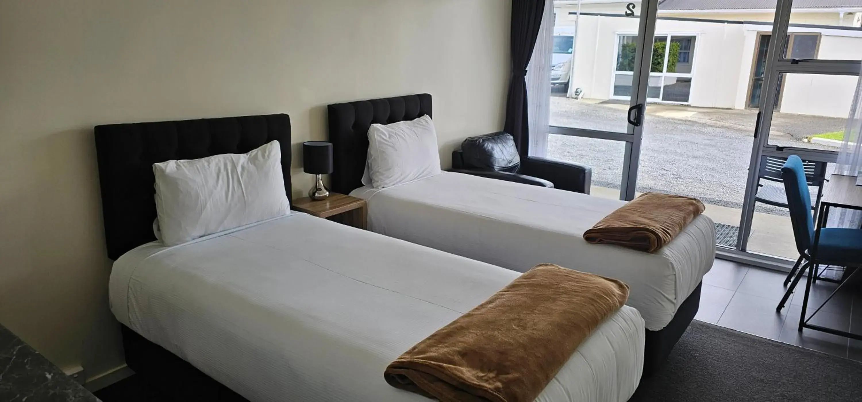 Standard Twin Room in Twin Coast Adventures Standard Twin Room in Twin Coast Adventures